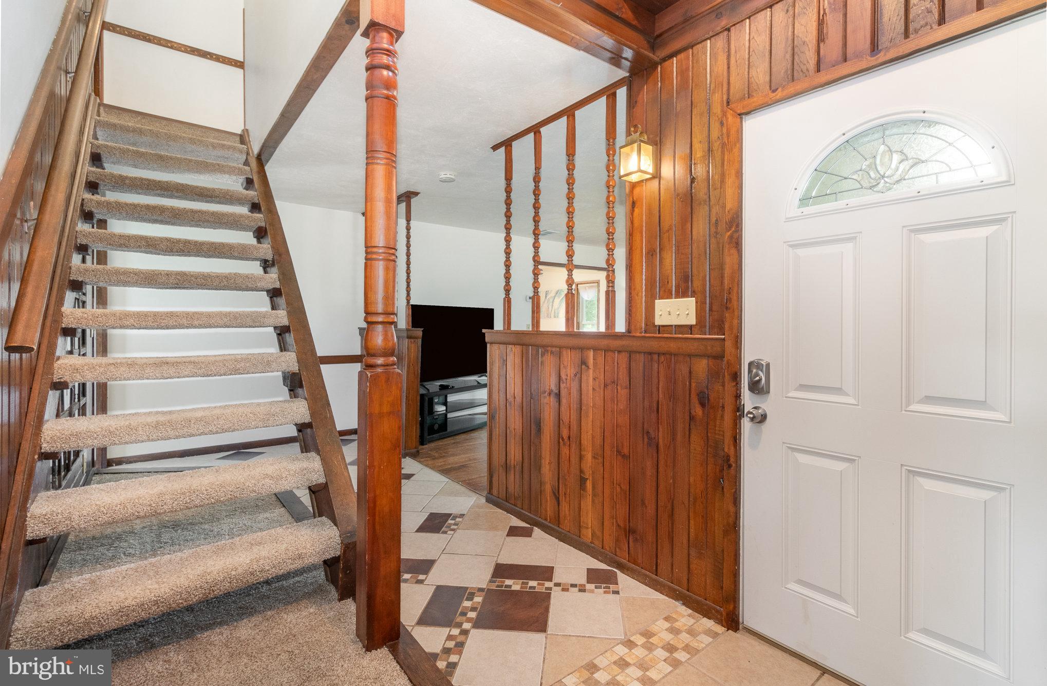861 FRANKLIN DRIVE