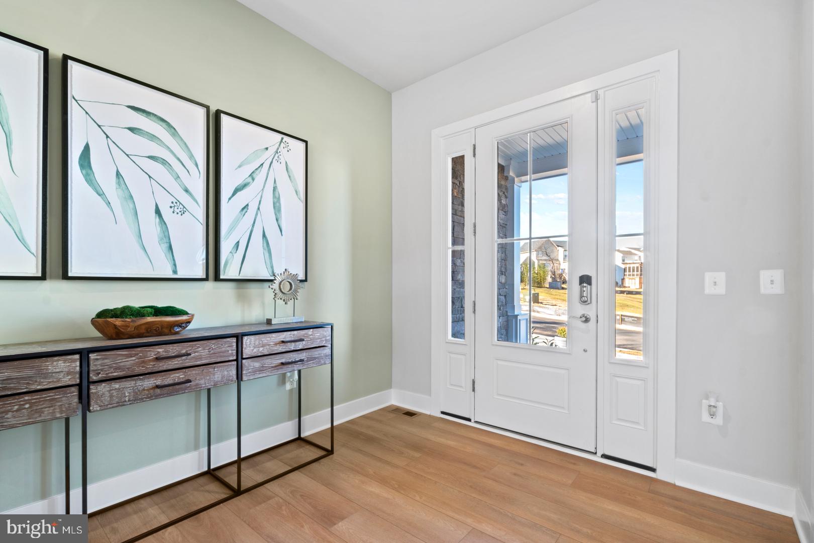 10911 GOLDEN GLOW AVENUE