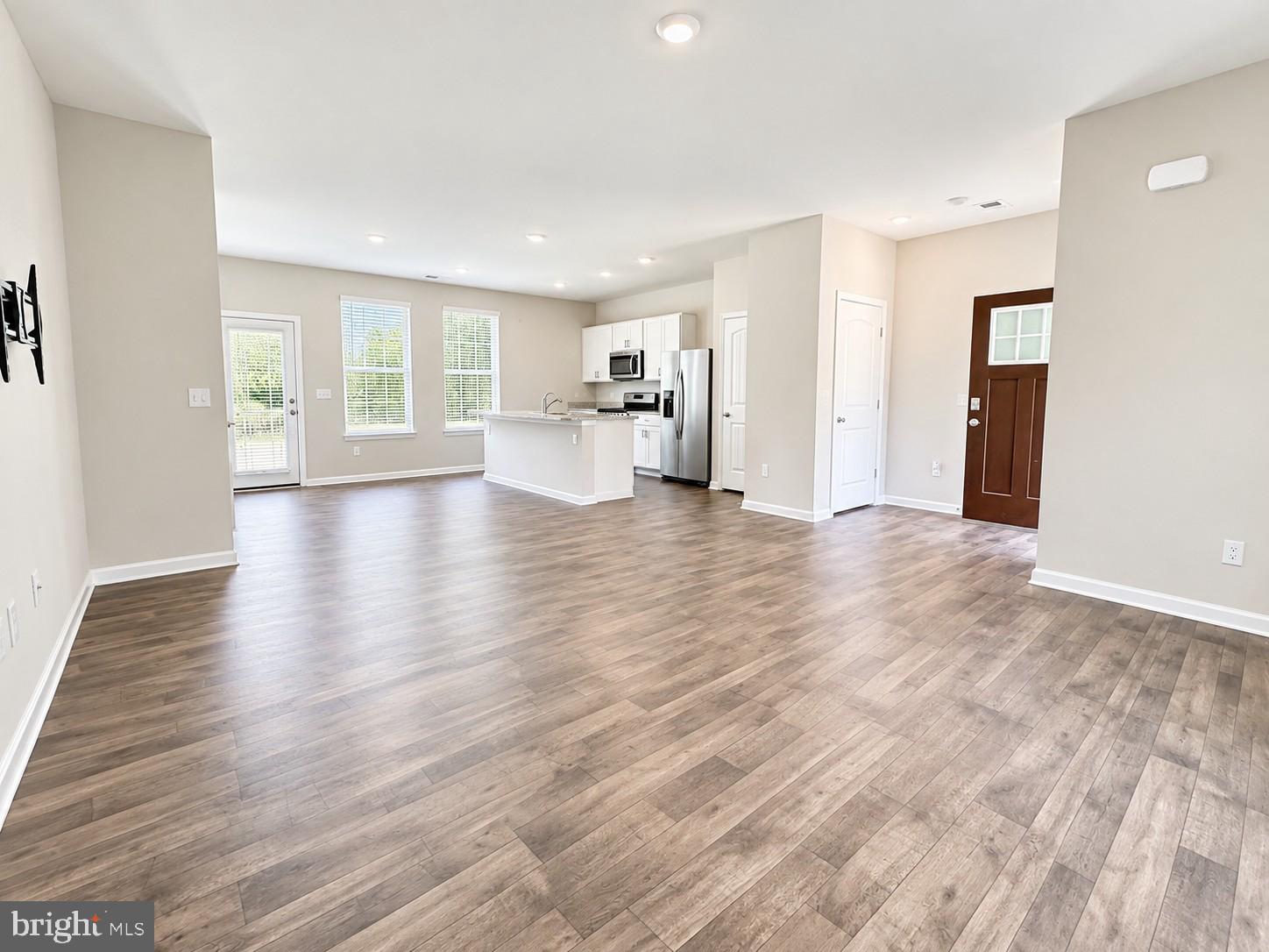 198 CURRANT CIRCLE