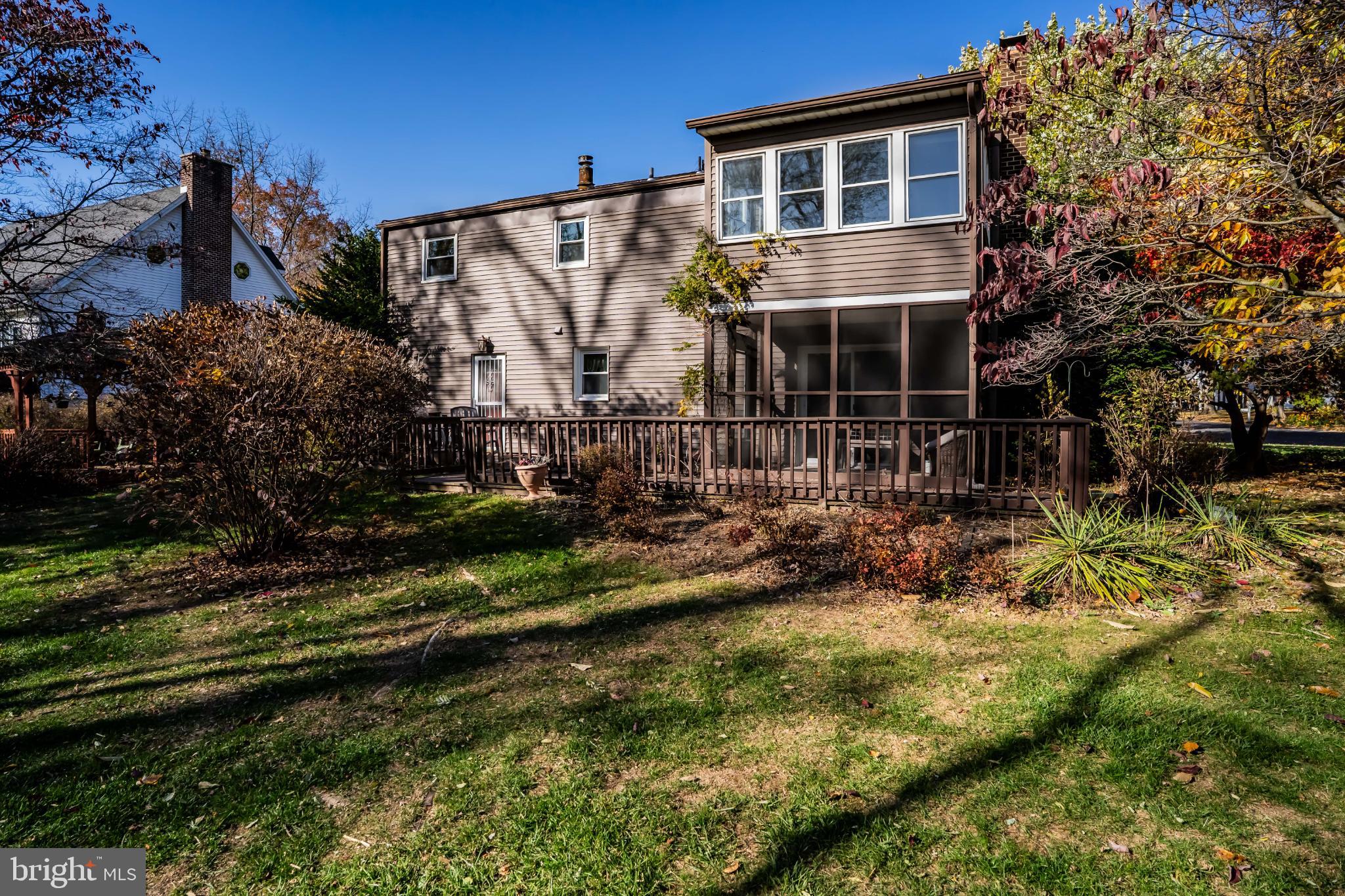 3906 BROOKRIDGE DRIVE