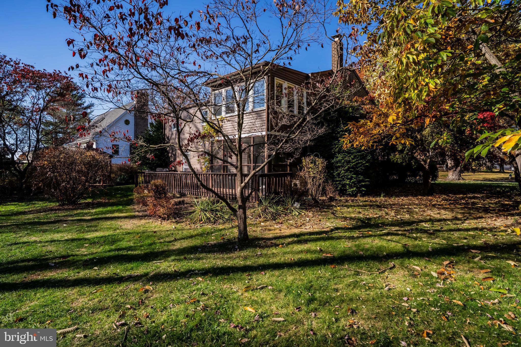 3906 BROOKRIDGE DRIVE