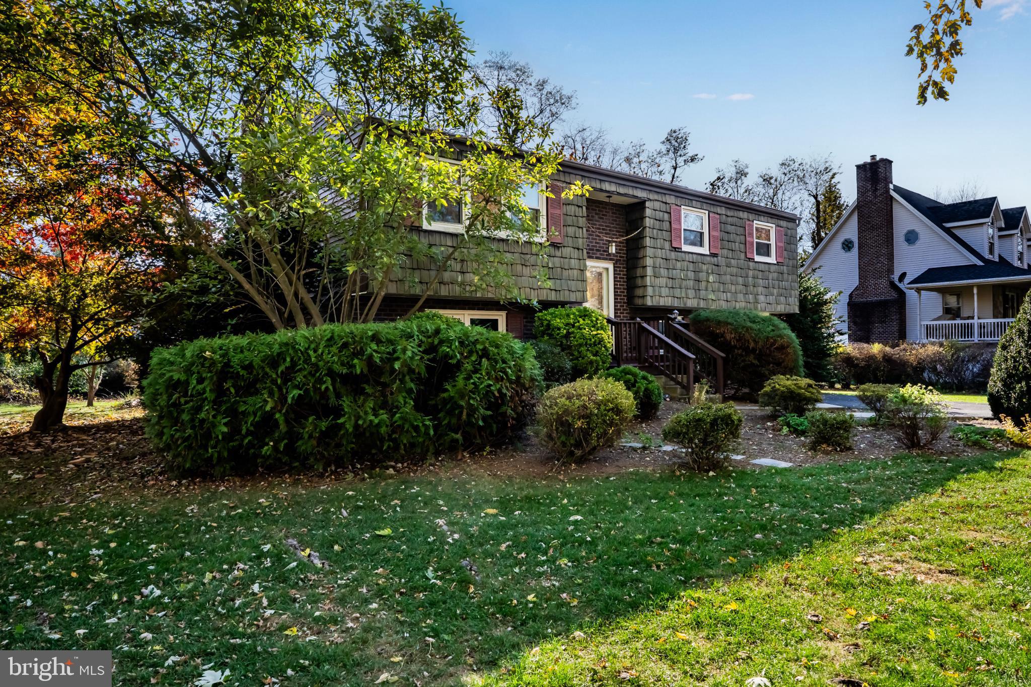 3906 BROOKRIDGE DRIVE