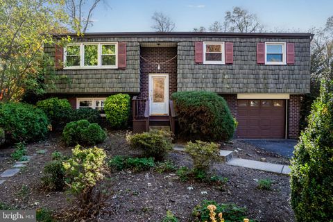 3906 BROOKRIDGE DRIVE MECHANICSBURG PA 17050