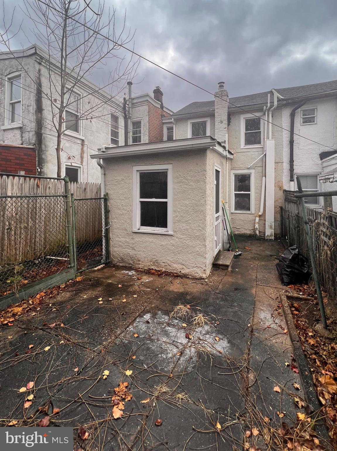 HEDGEVILLE - Residential