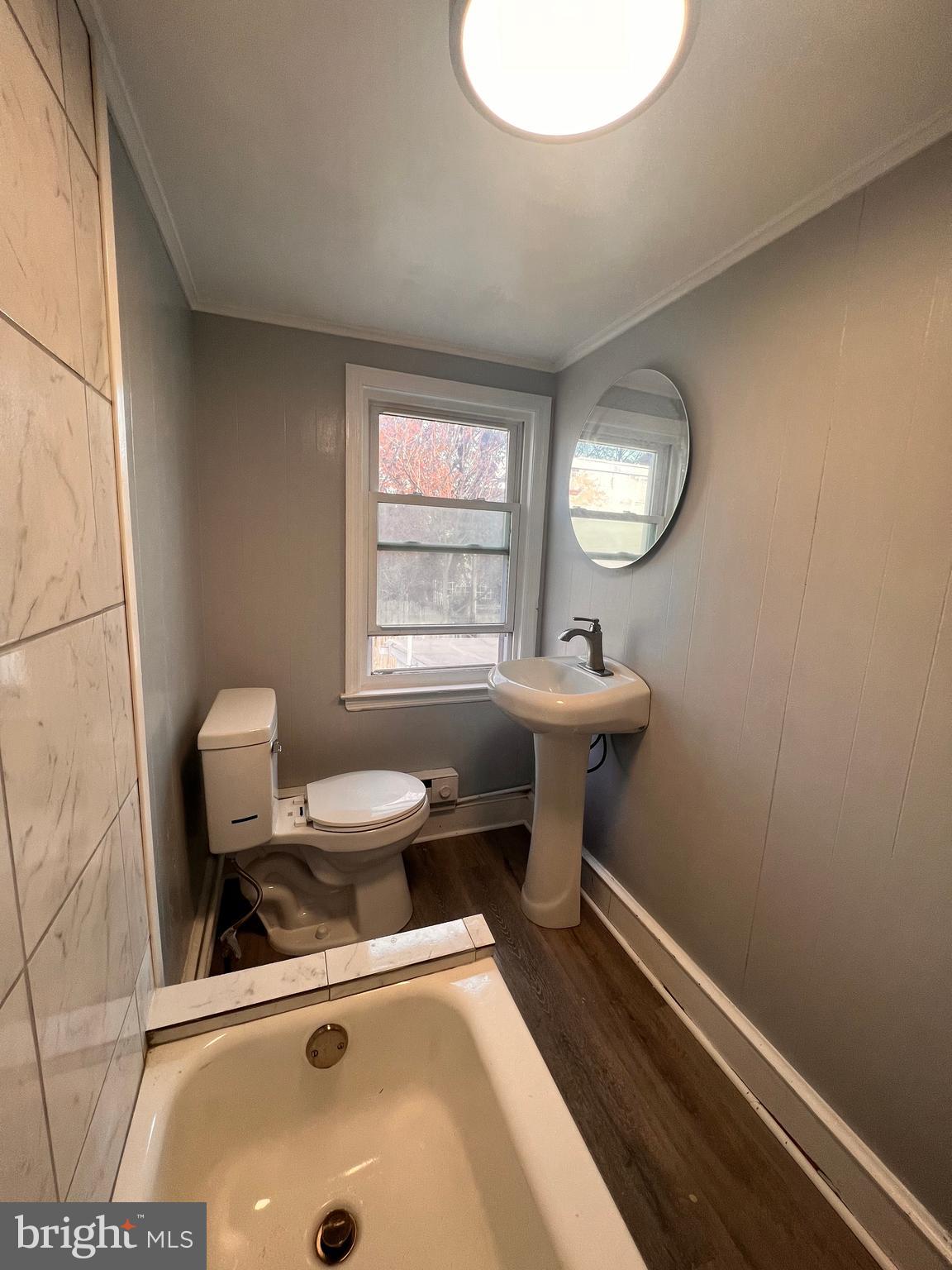 HEDGEVILLE - Residential