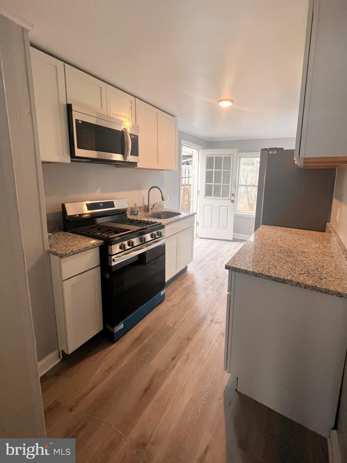 HEDGEVILLE - Residential