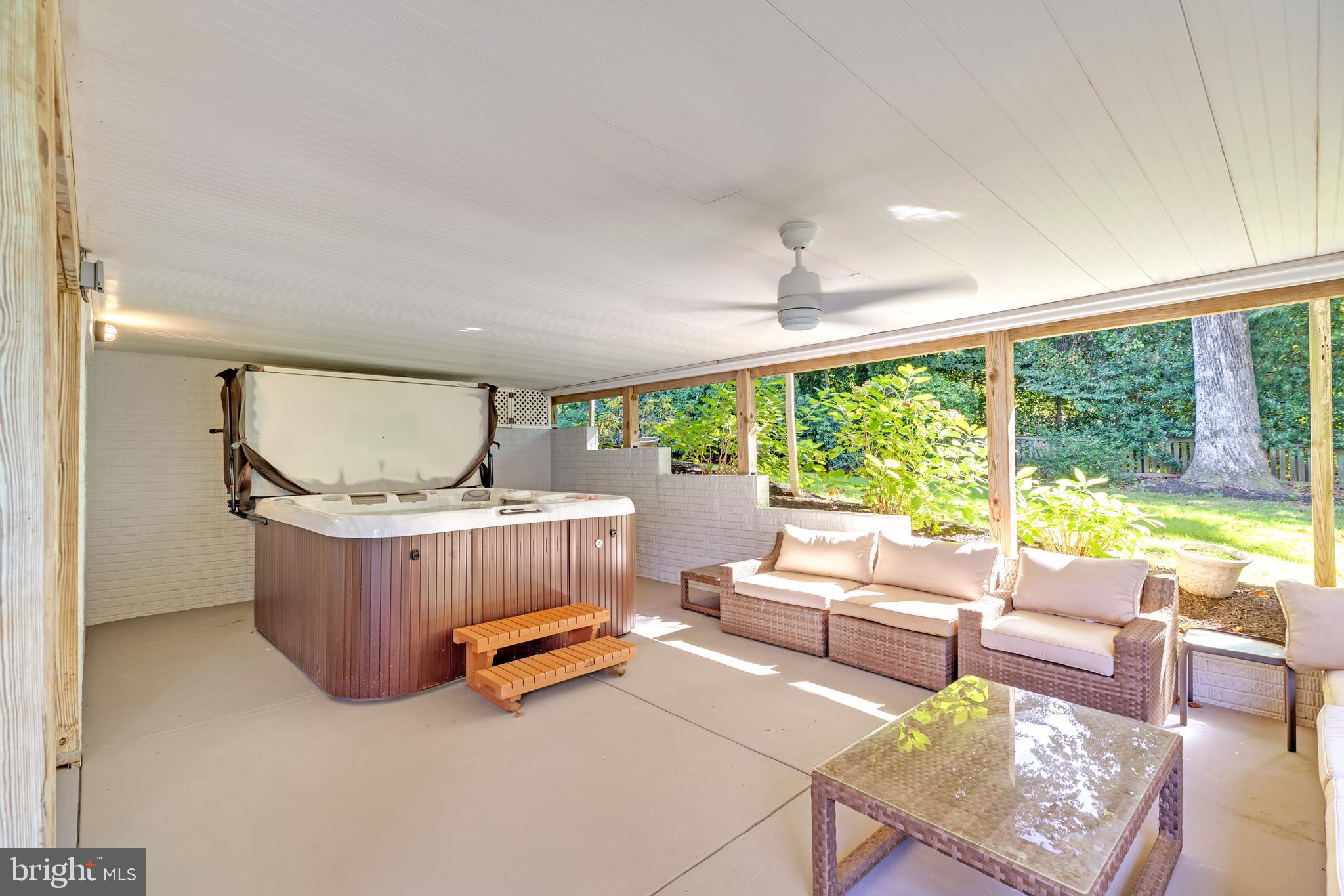 NORTH HILL - Residential