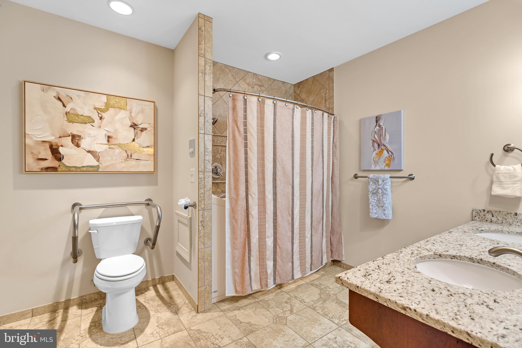 NORTH HILL - Residential