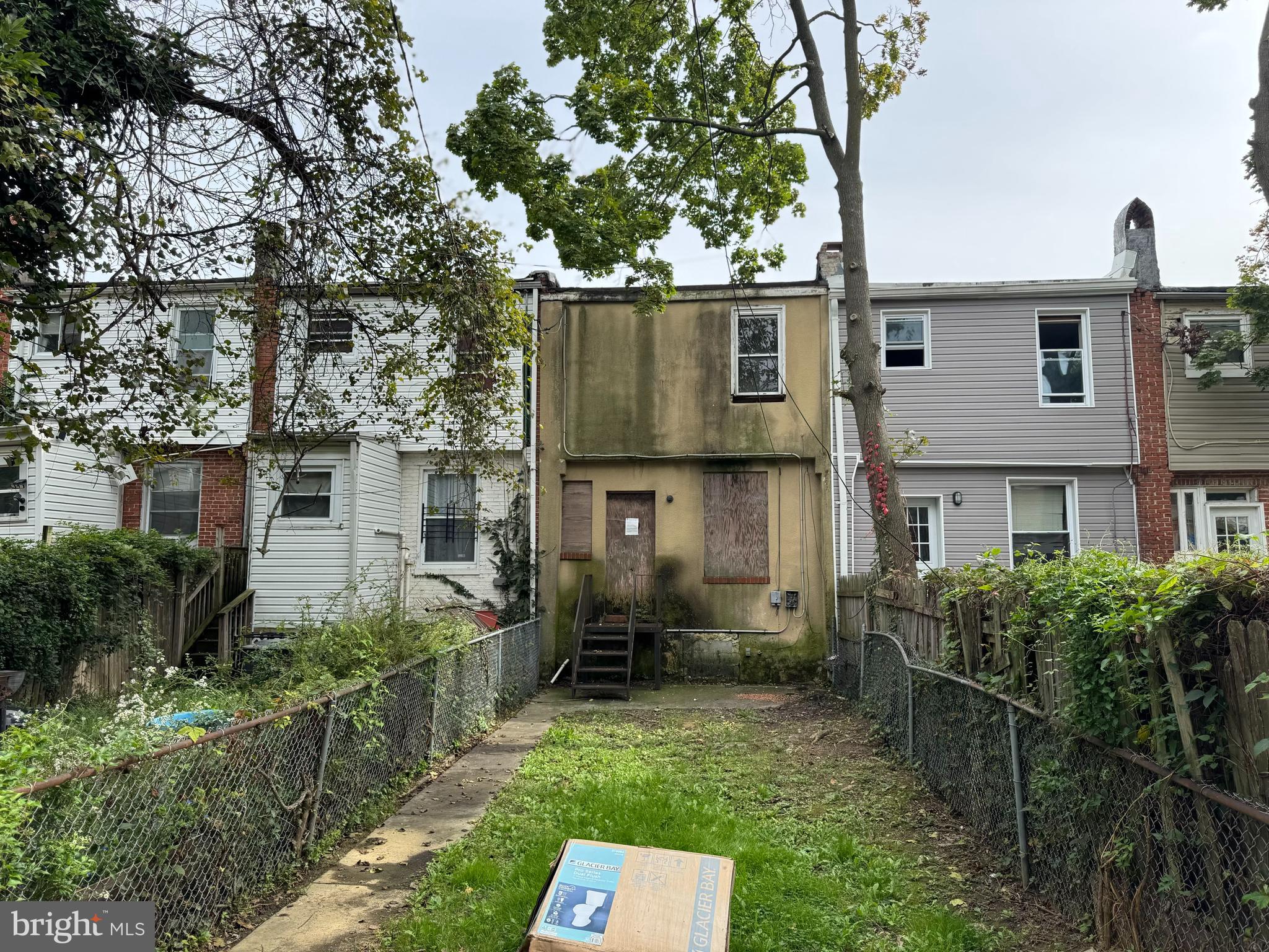 TOWANDA - Residential
