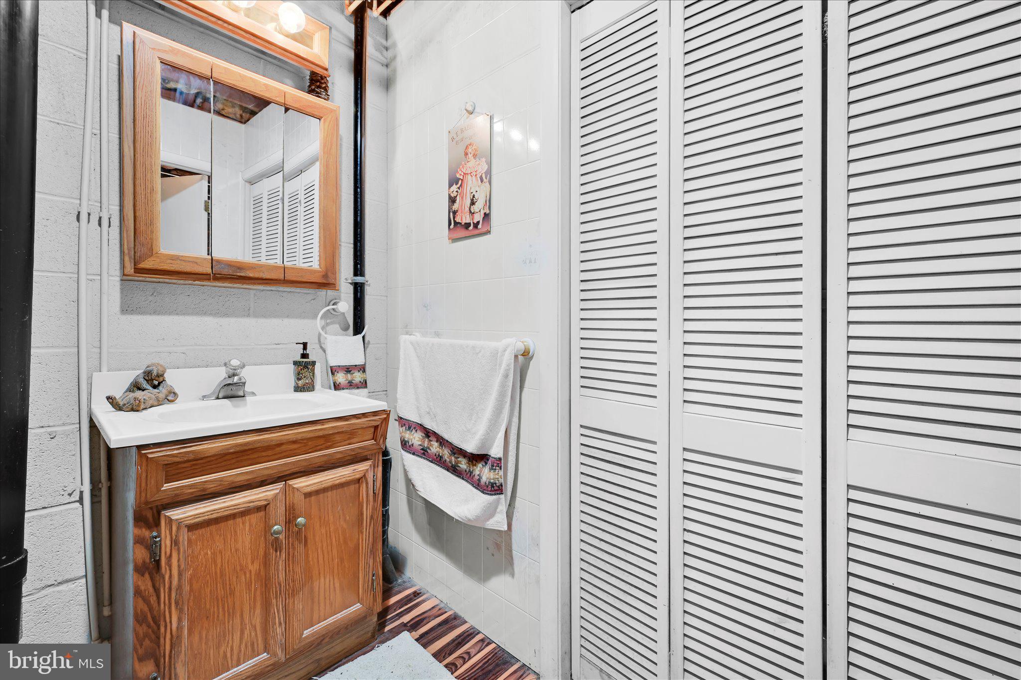 APPLE BLOSSOM ACRES - Residential