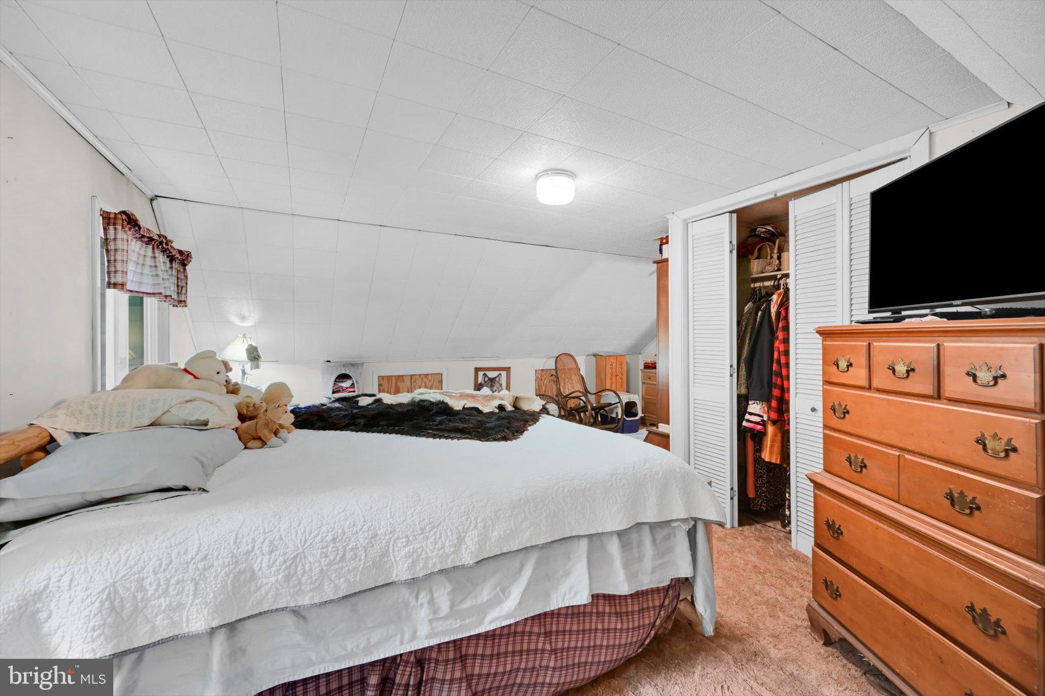 APPLE BLOSSOM ACRES - Residential
