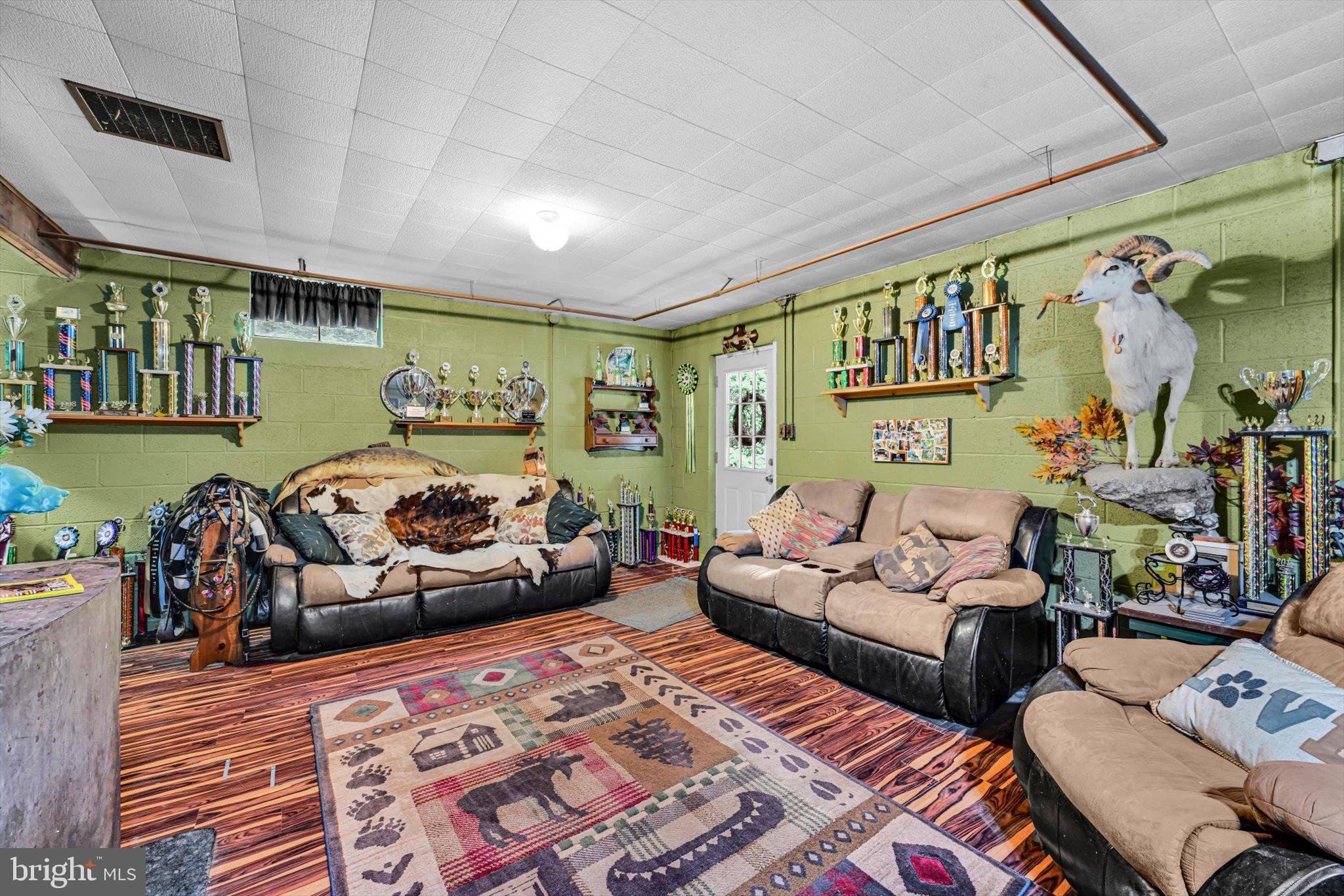 APPLE BLOSSOM ACRES - Residential