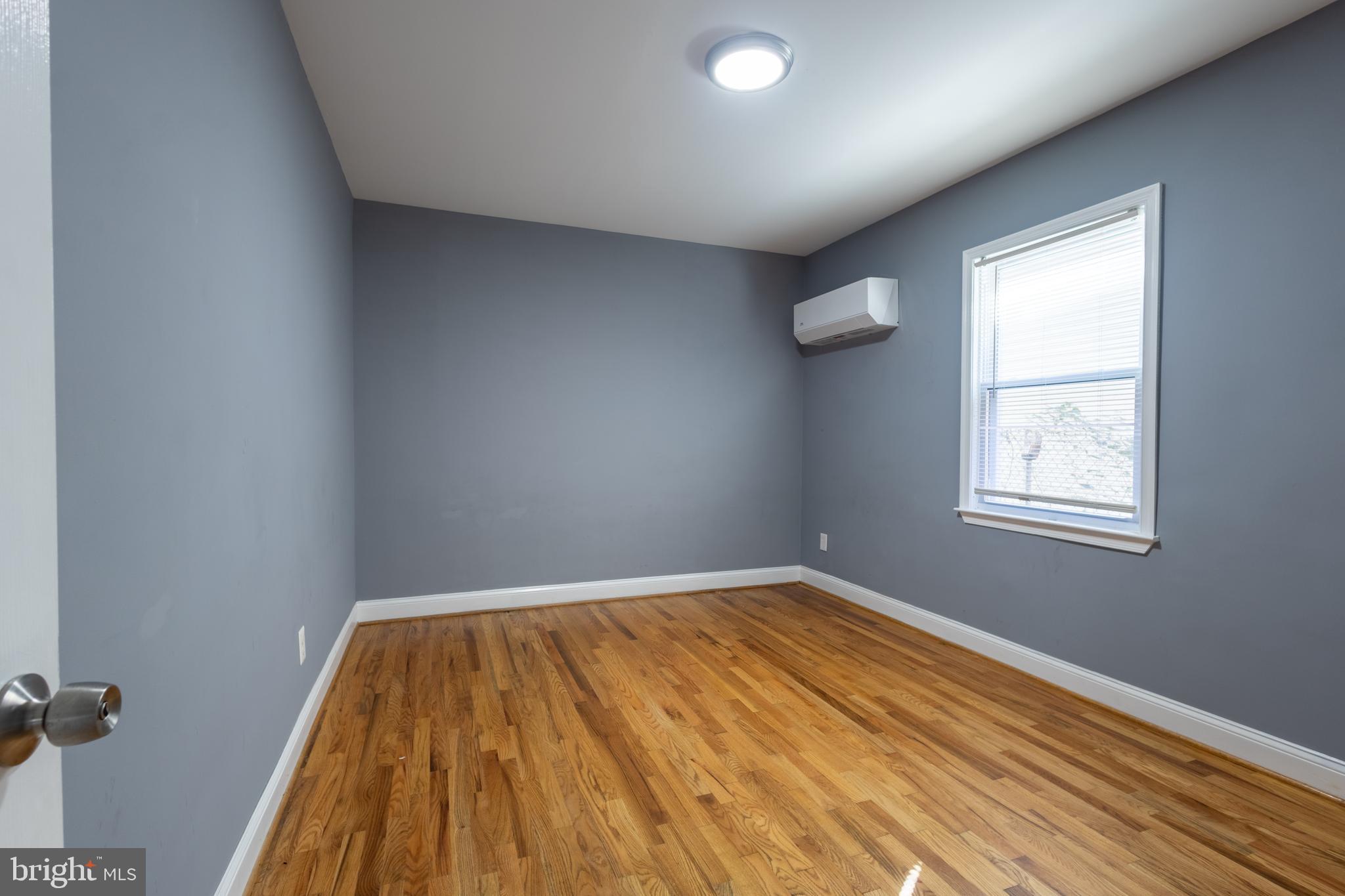 2204 16TH STREET SE 2