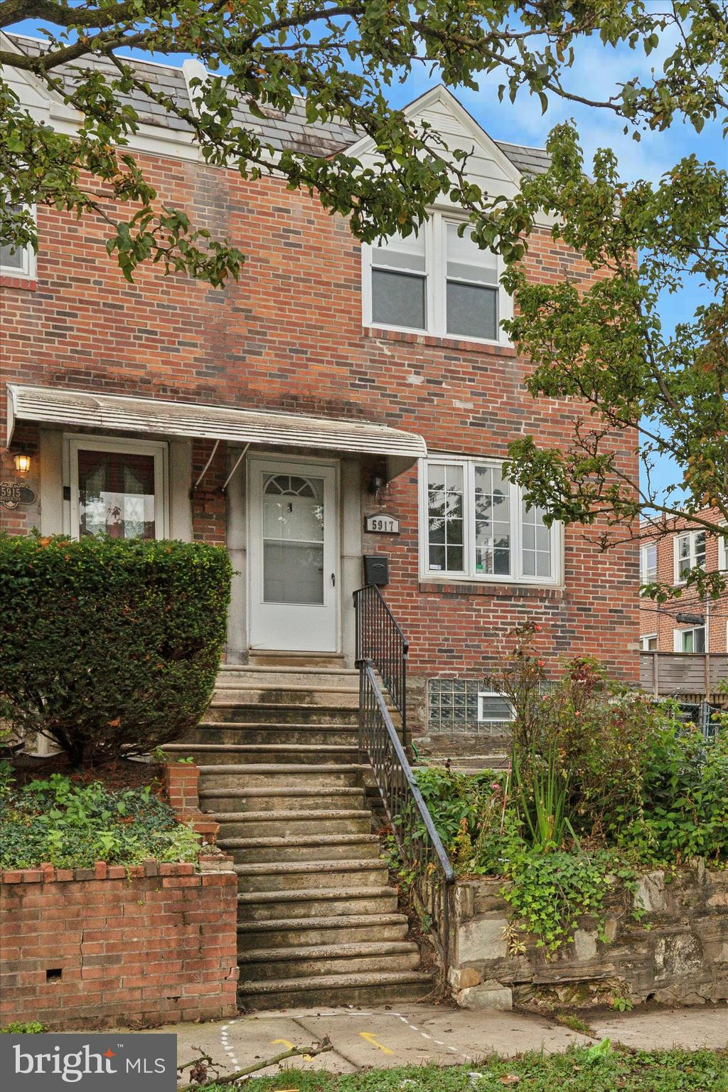 ROXBOROUGH - Residential Lease