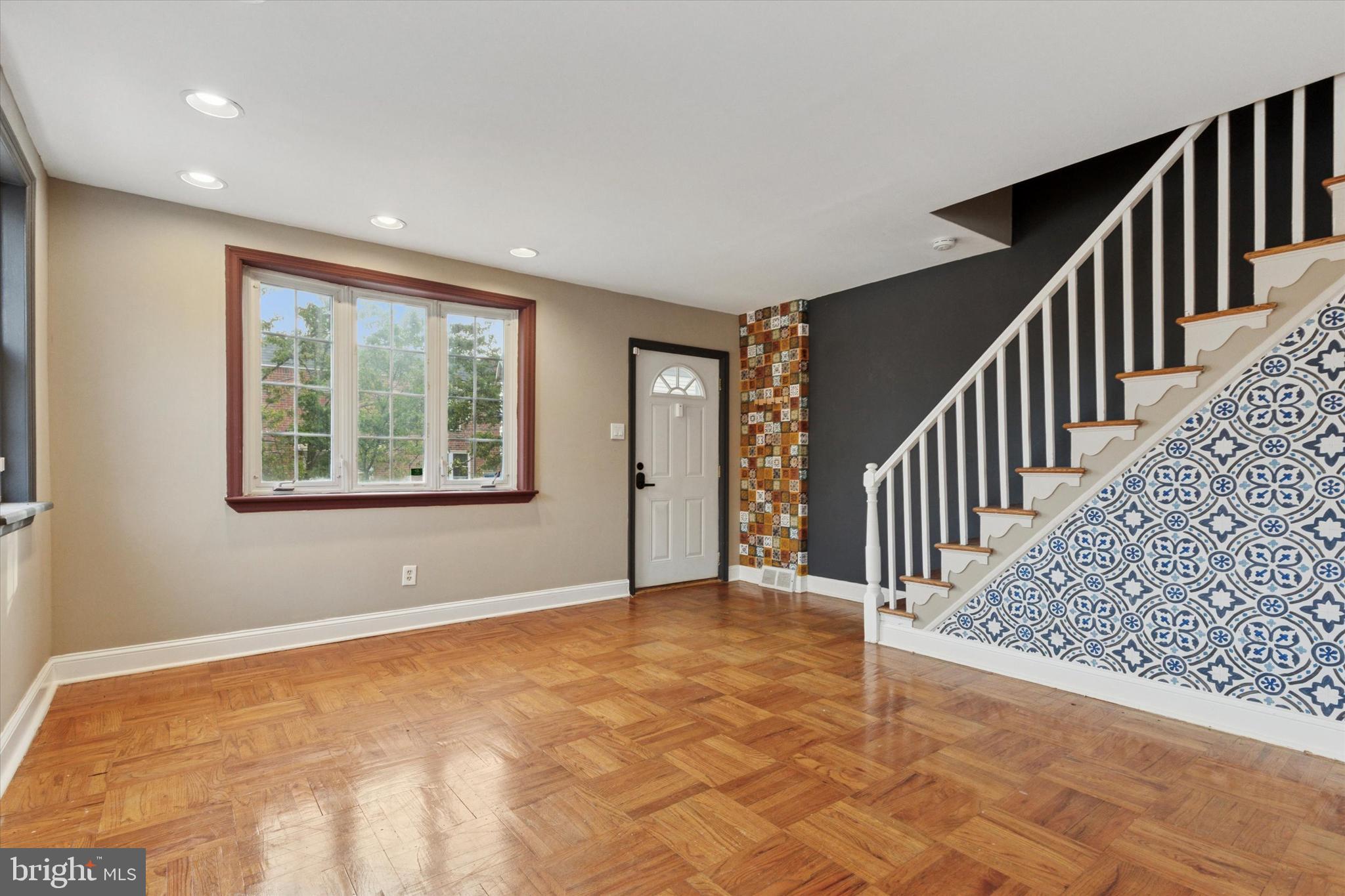 ROXBOROUGH - Residential Lease