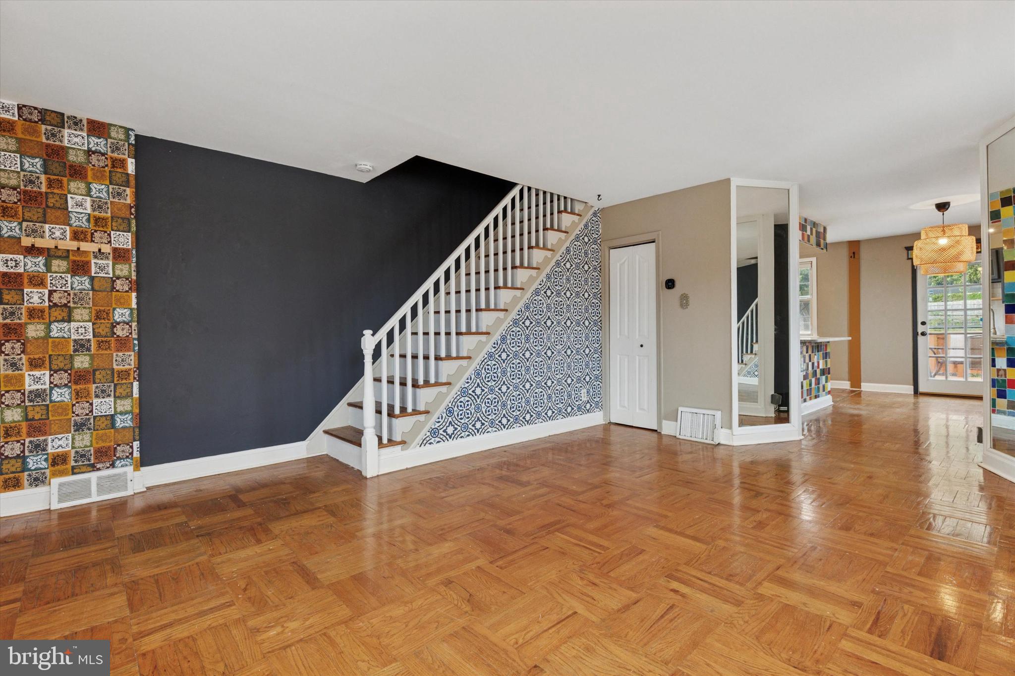 ROXBOROUGH - Residential Lease