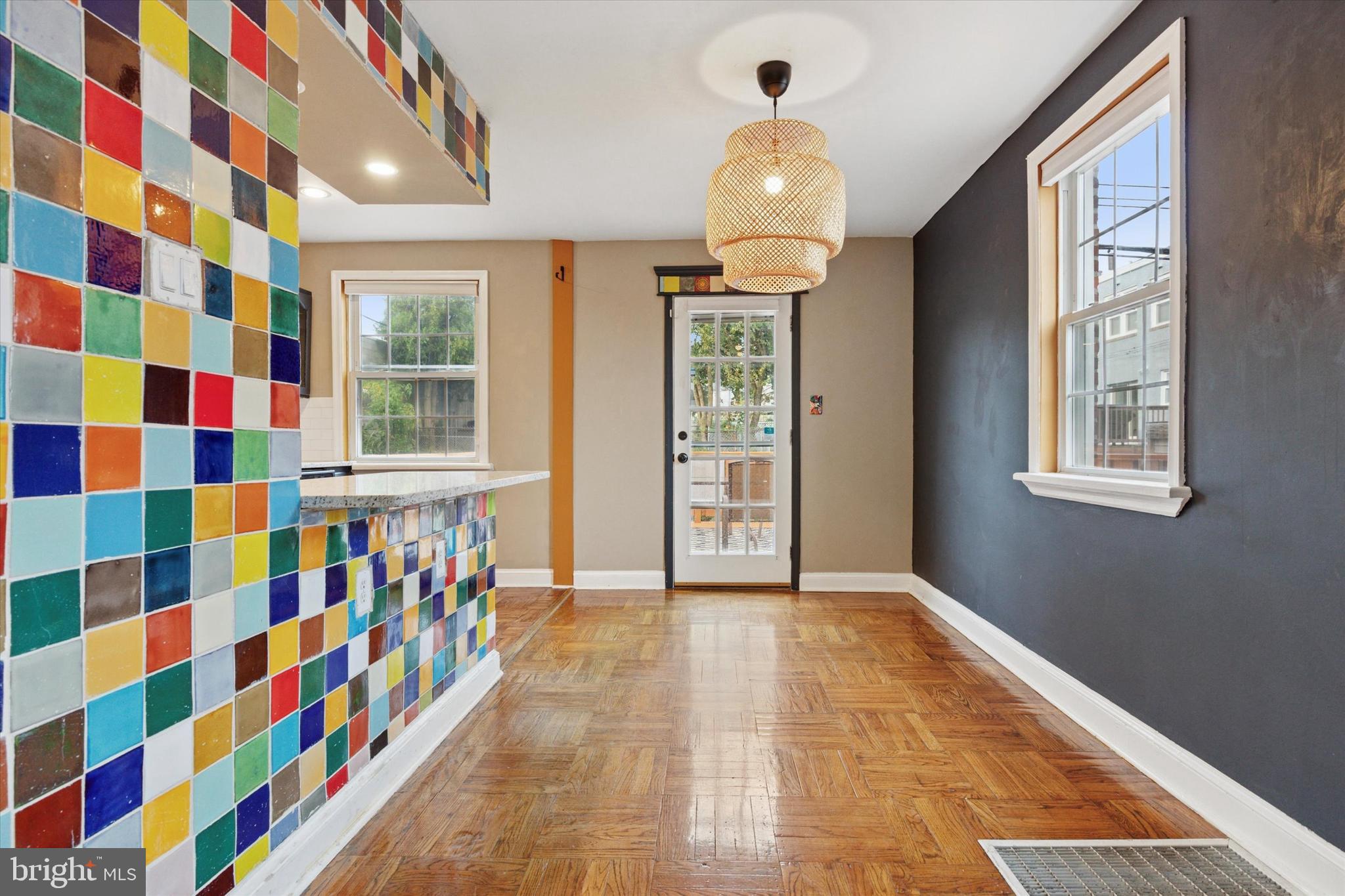 ROXBOROUGH - Residential Lease