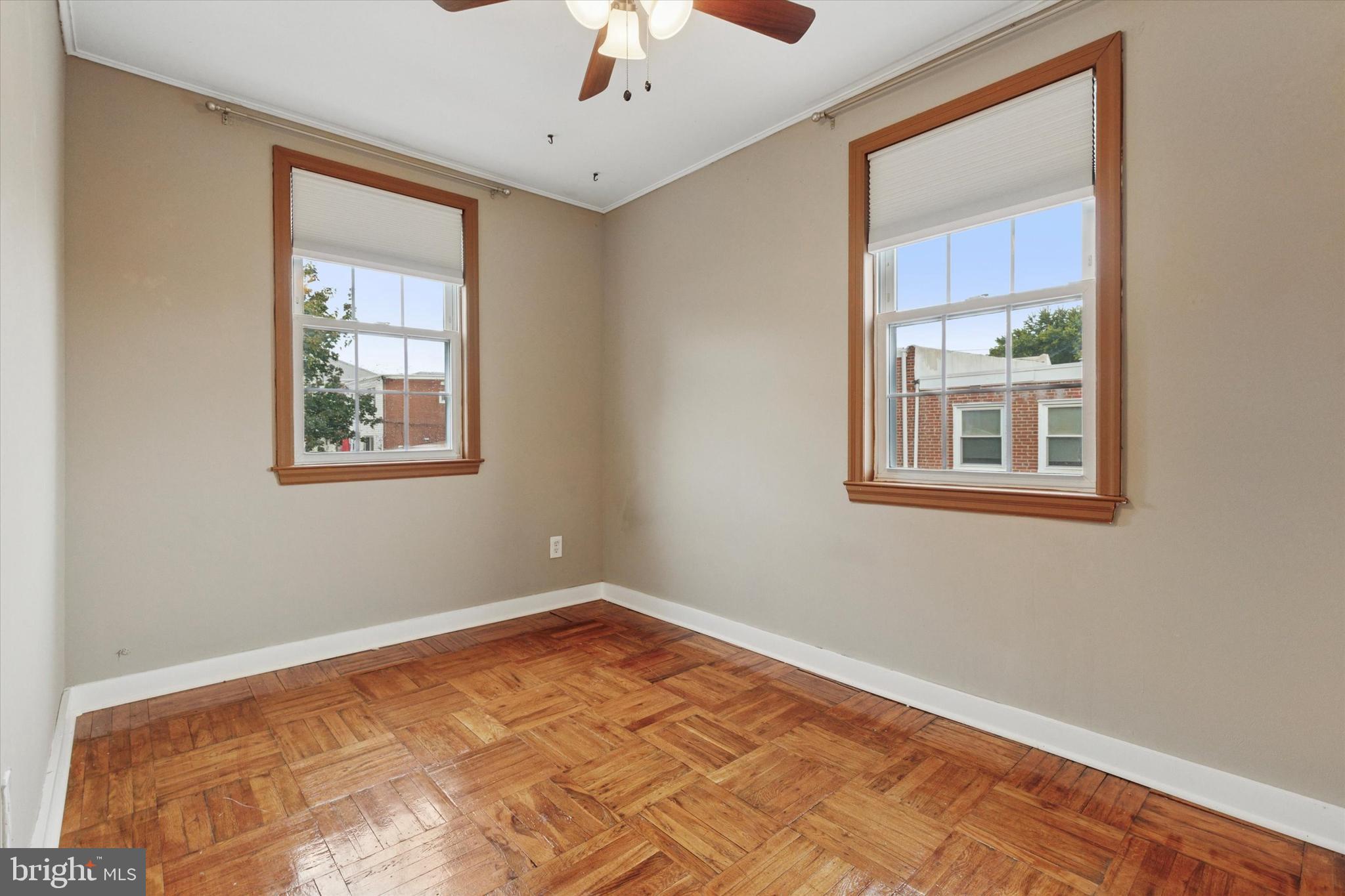 ROXBOROUGH - Residential Lease