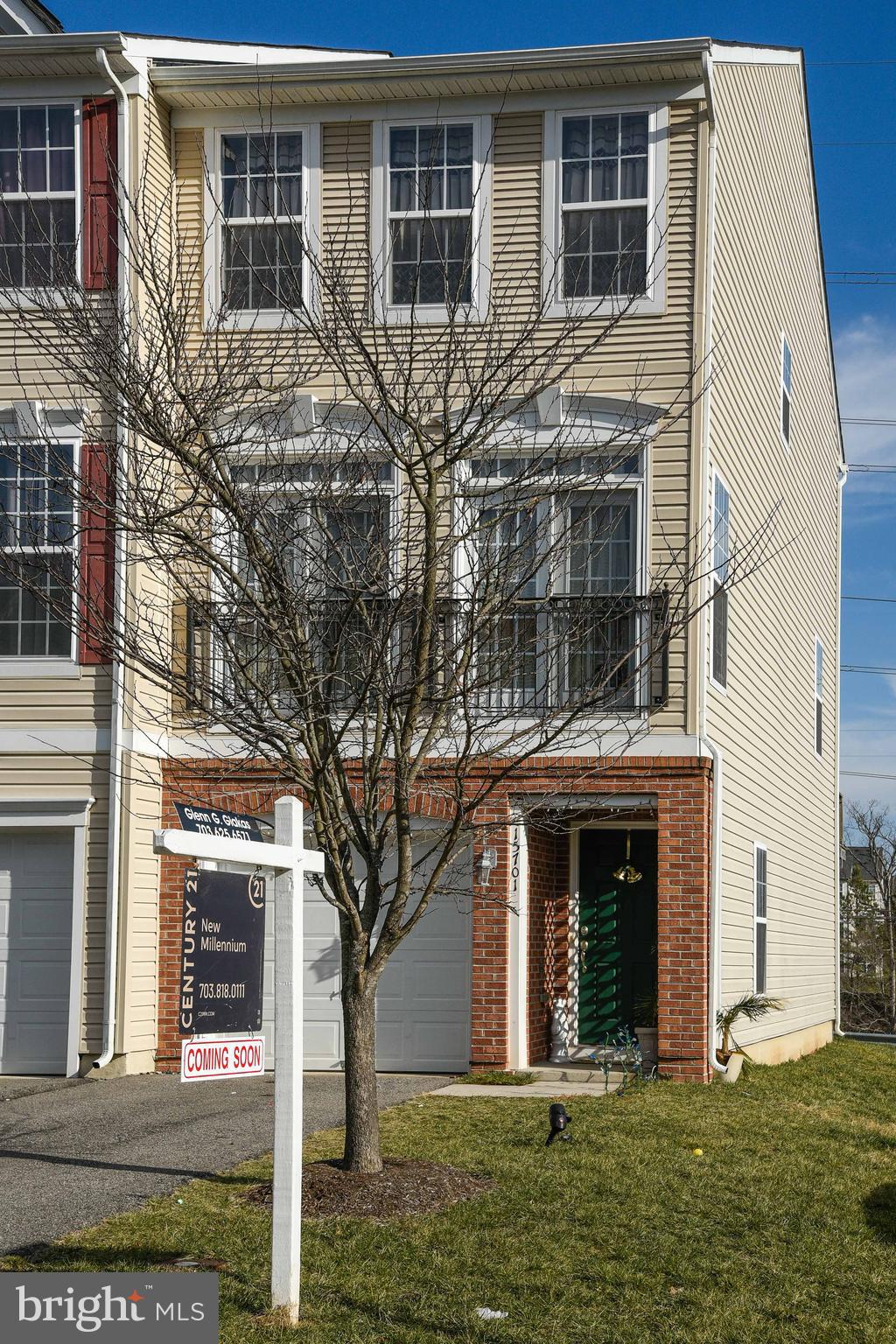 POWELLS RUN VILLAGE COND - Residential