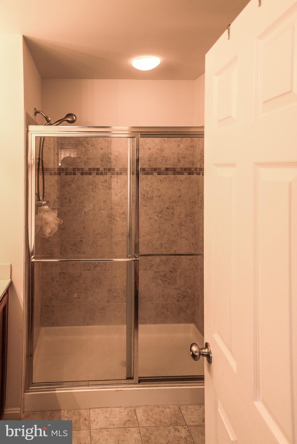 POWELLS RUN VILLAGE COND - Residential