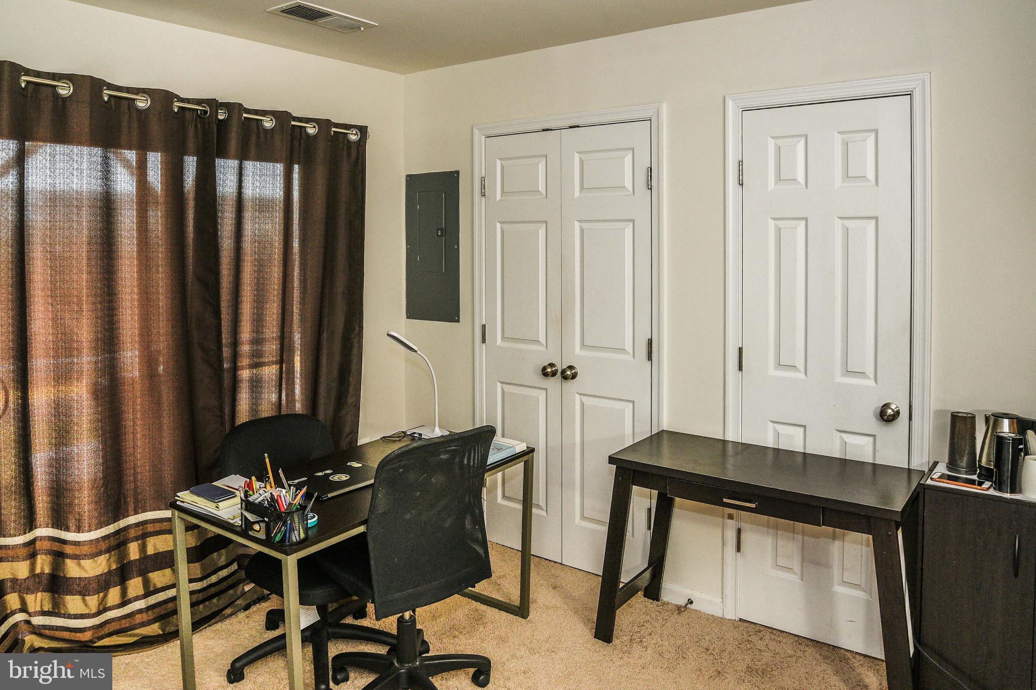 POWELLS RUN VILLAGE COND - Residential