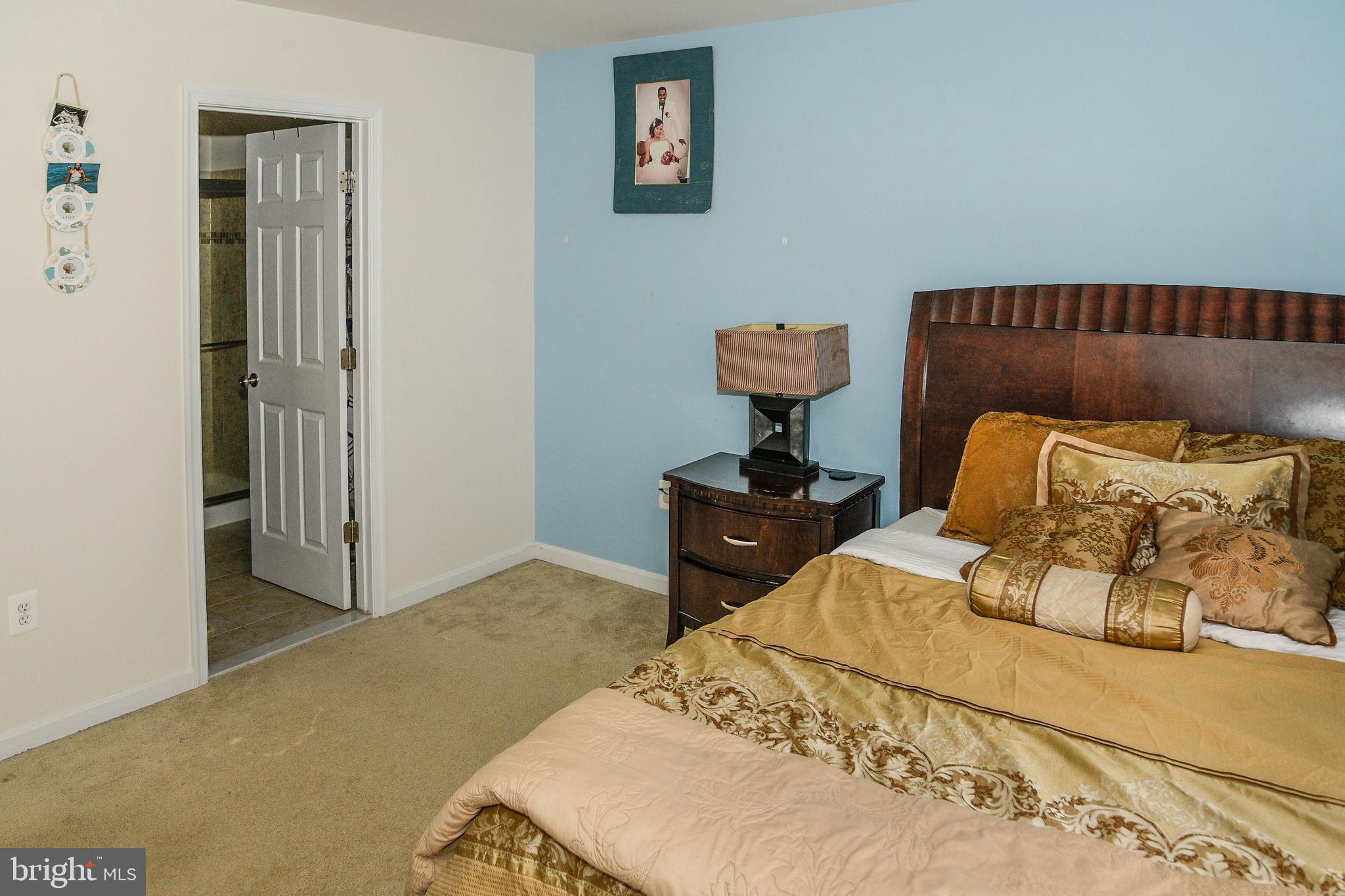 POWELLS RUN VILLAGE COND - Residential