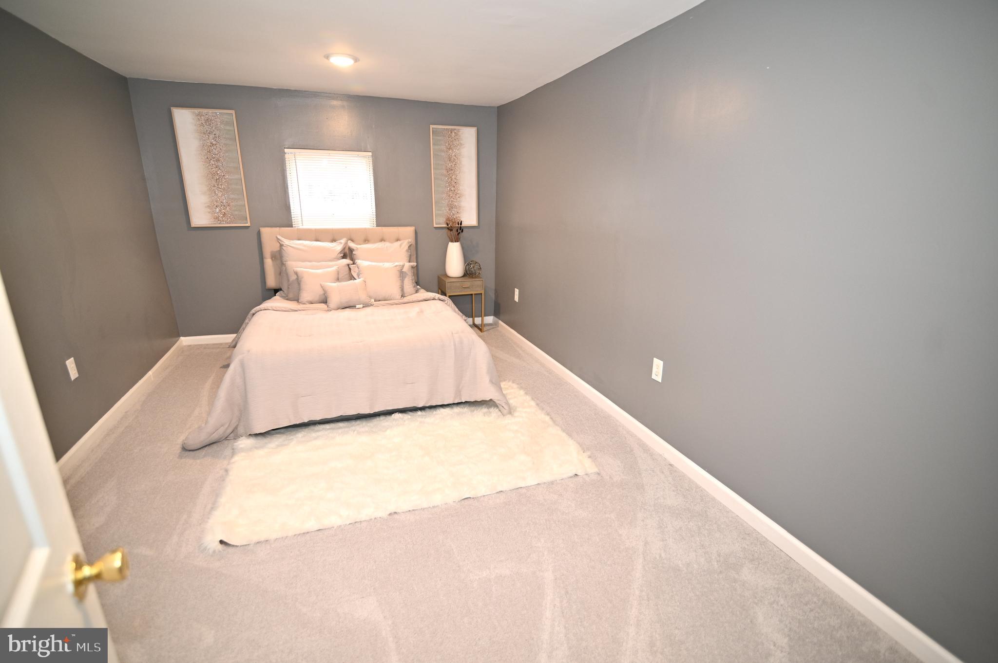 THOMPSON FARMS - Residential