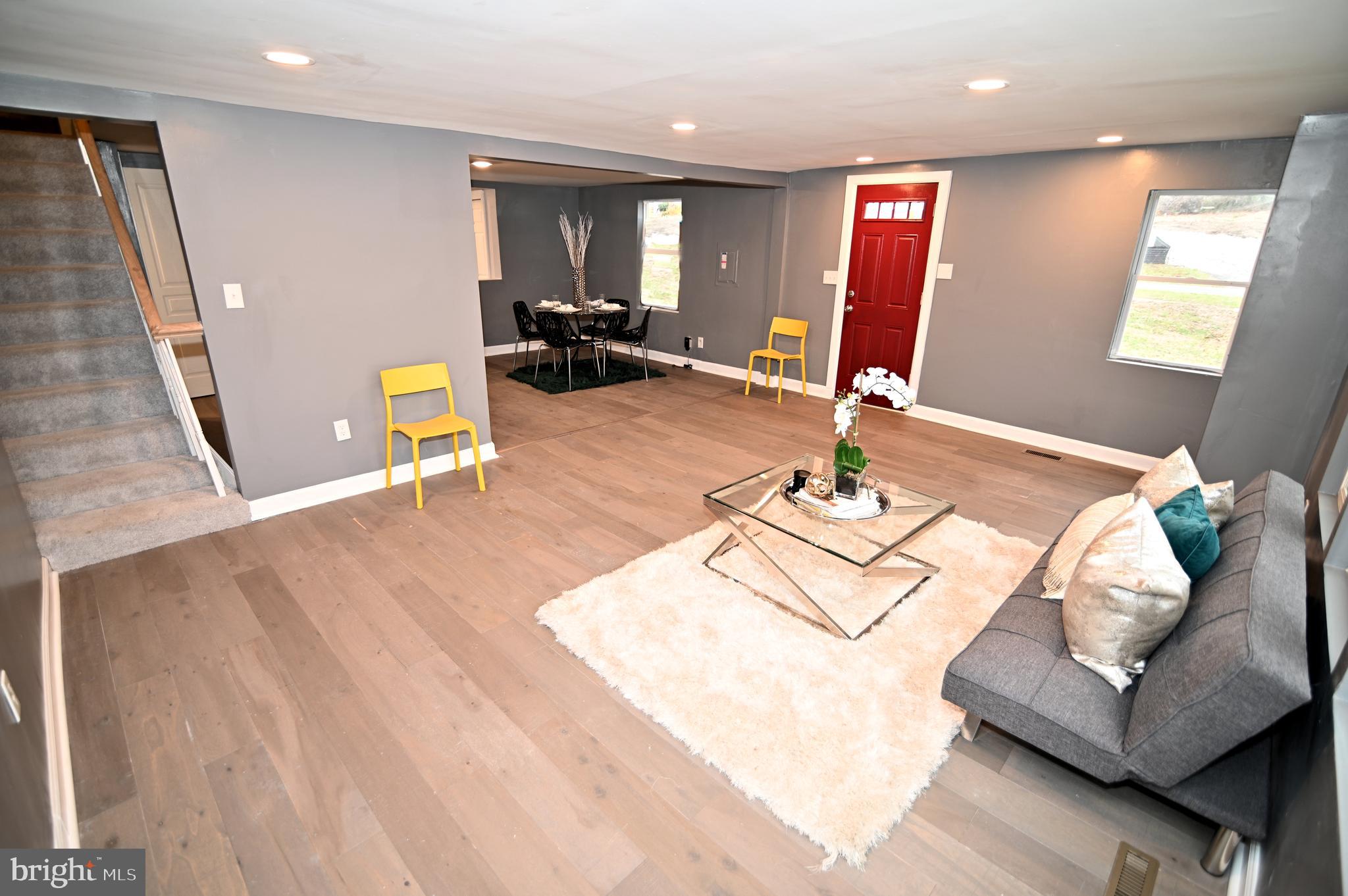 THOMPSON FARMS - Residential