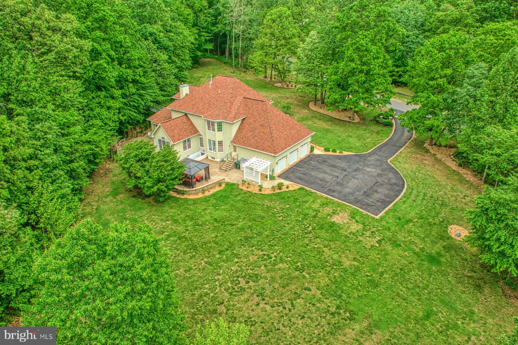 HOLLY FOREST ESTATES - Residential