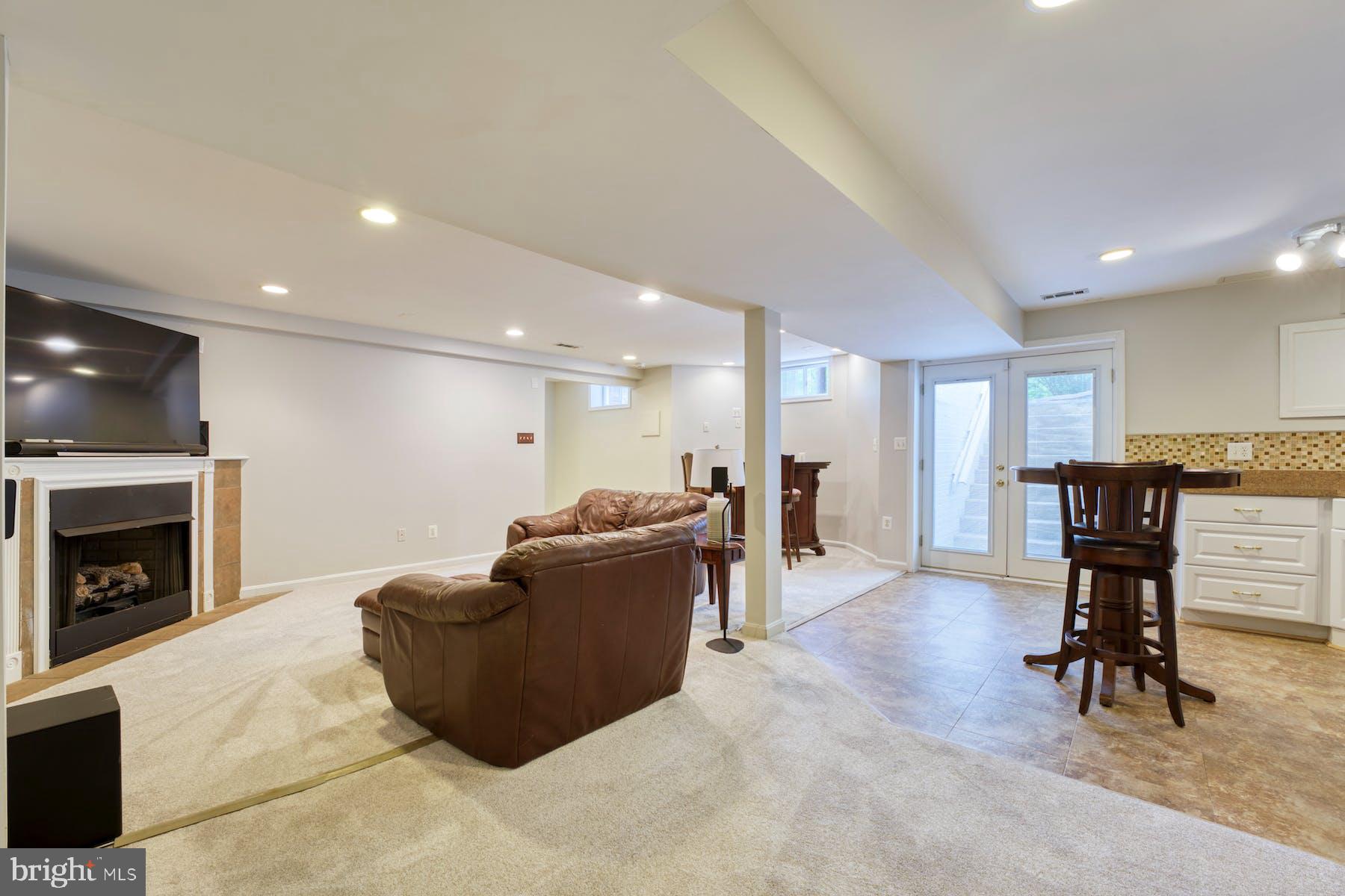 HOLLY FOREST ESTATES - Residential