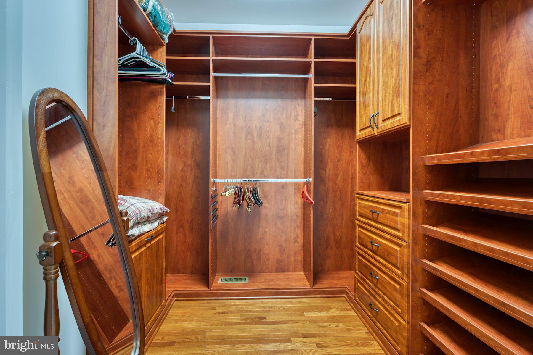 HOLLY FOREST ESTATES - Residential