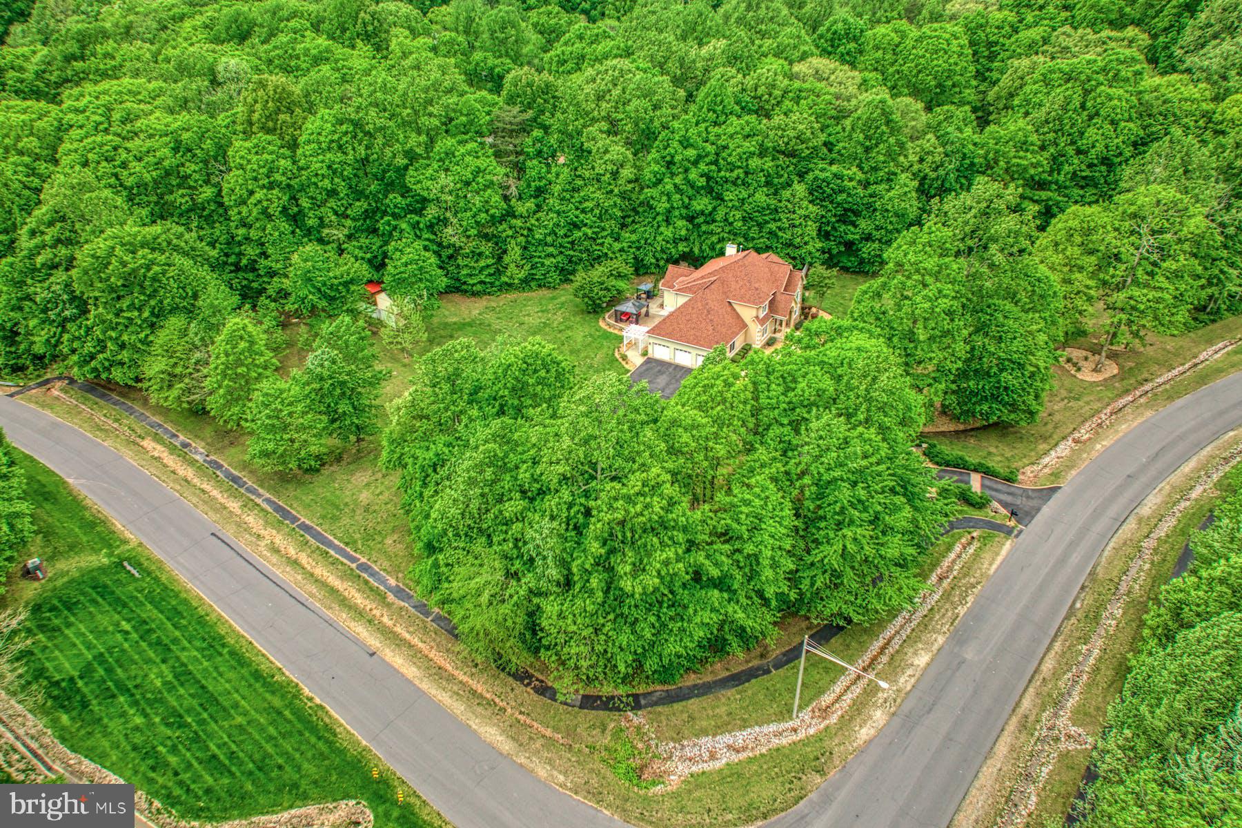 HOLLY FOREST ESTATES - Residential