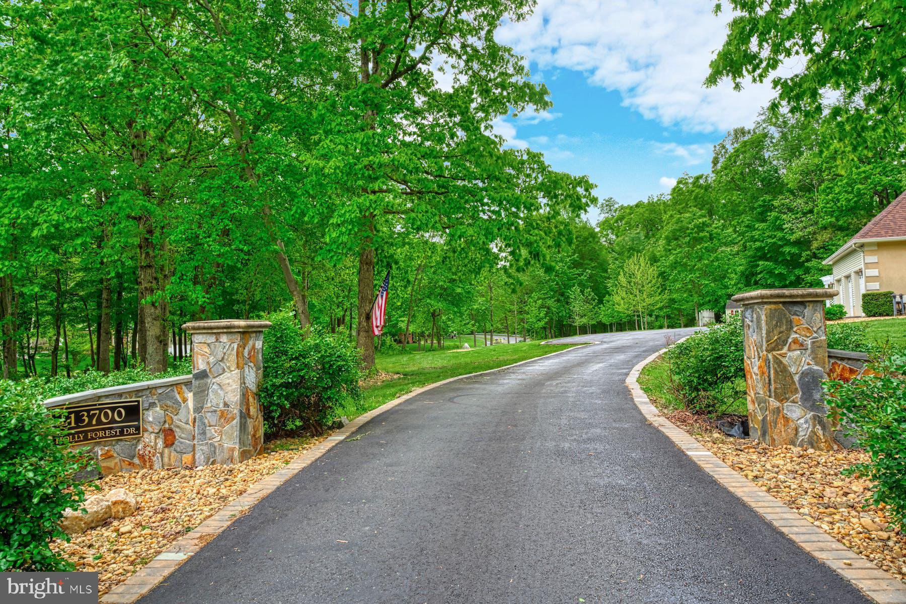 HOLLY FOREST ESTATES - Residential