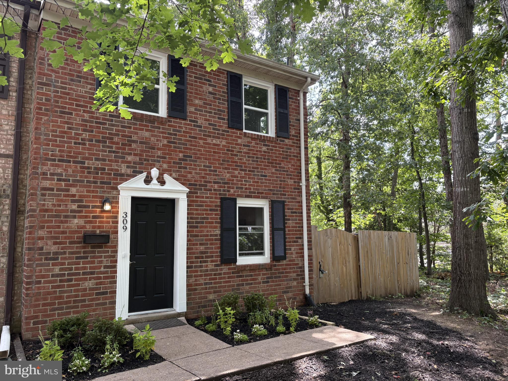 Photo 1 of 40 — 309 OLDE GREENWICH DR., FREDERICKSBURG, VA 22408