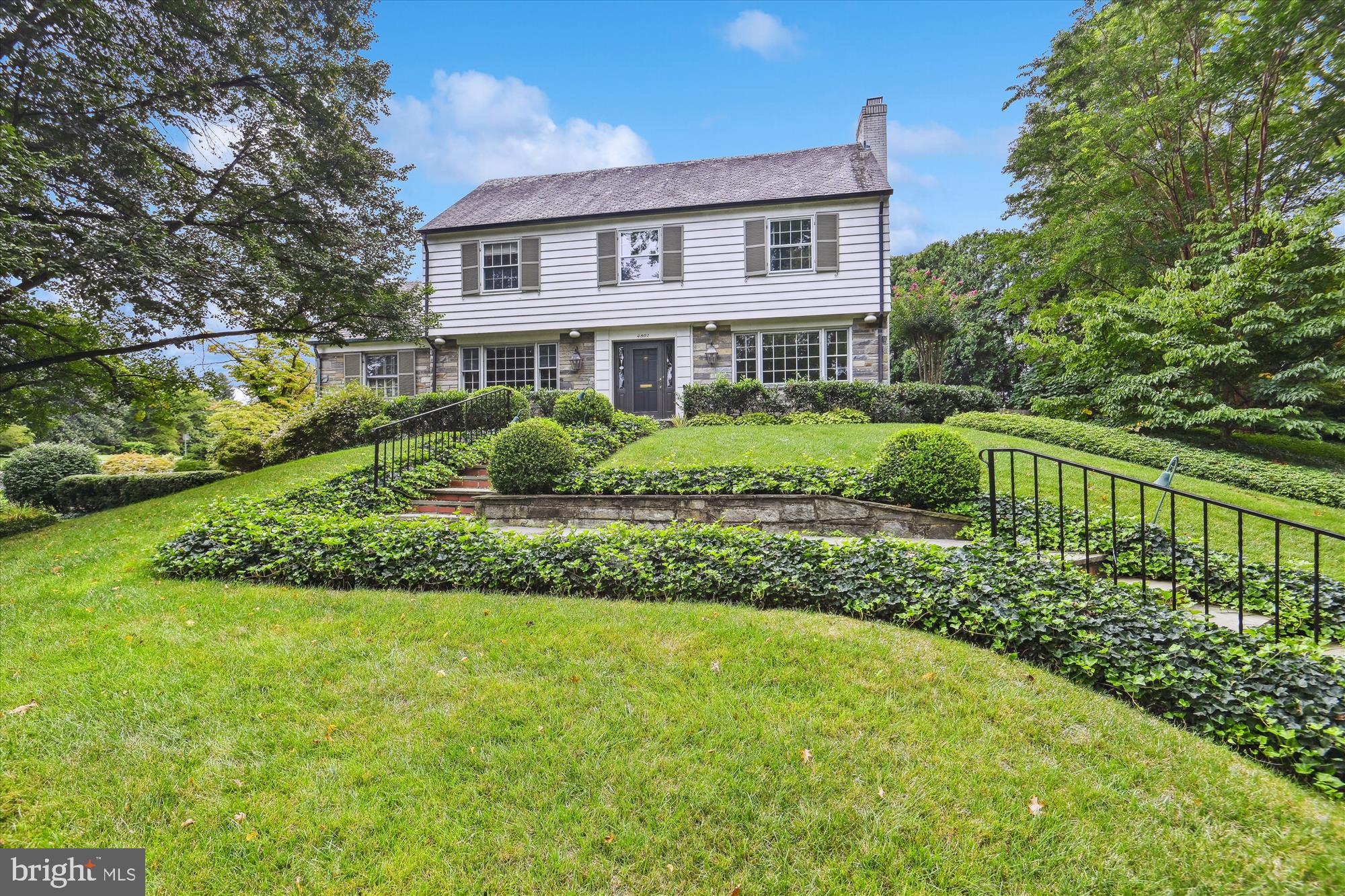 WESTMORELAND HILLS - Residential