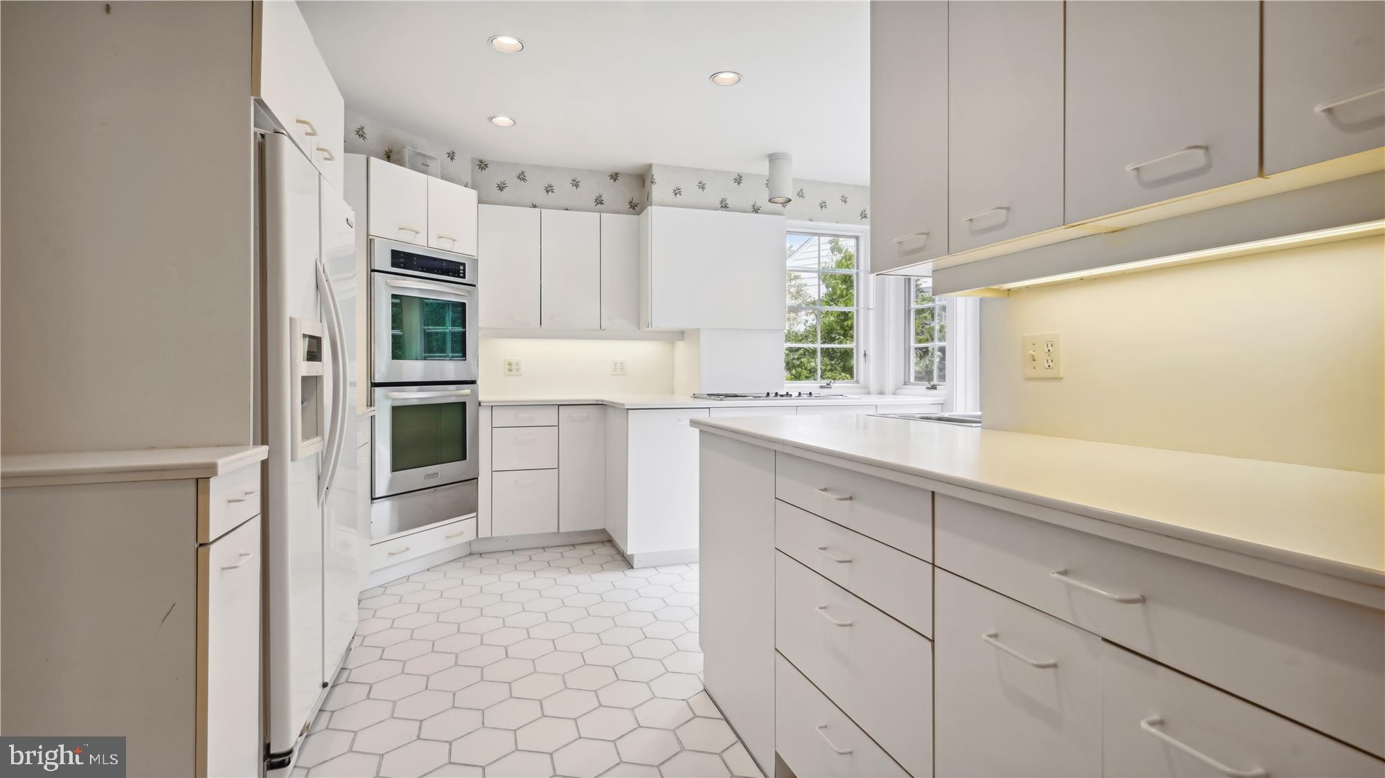 WESTMORELAND HILLS - Residential