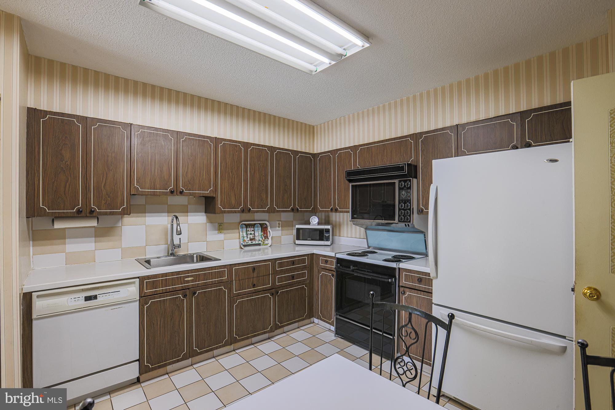 UPPER PARK HEIGHTS - Residential