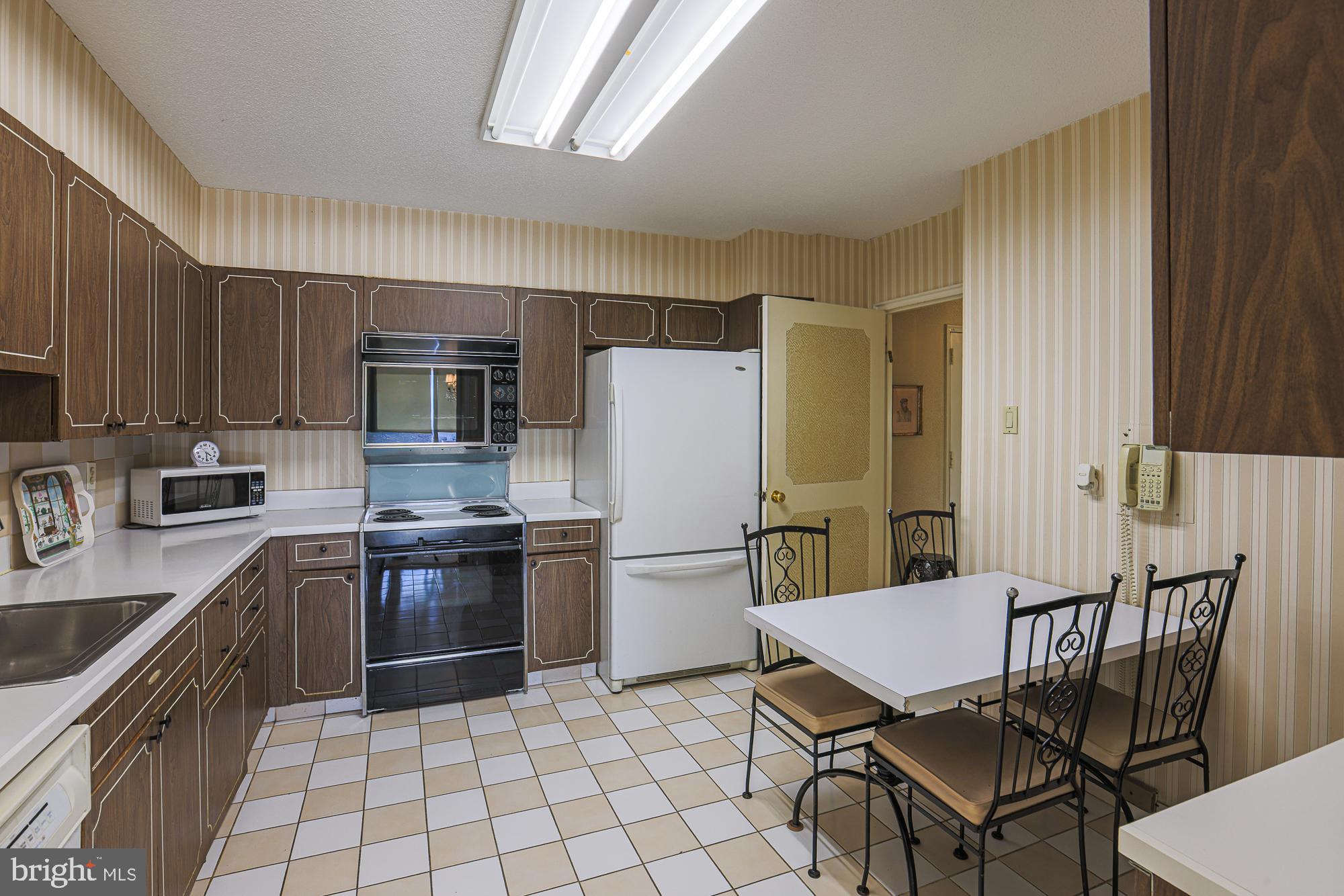 UPPER PARK HEIGHTS - Residential