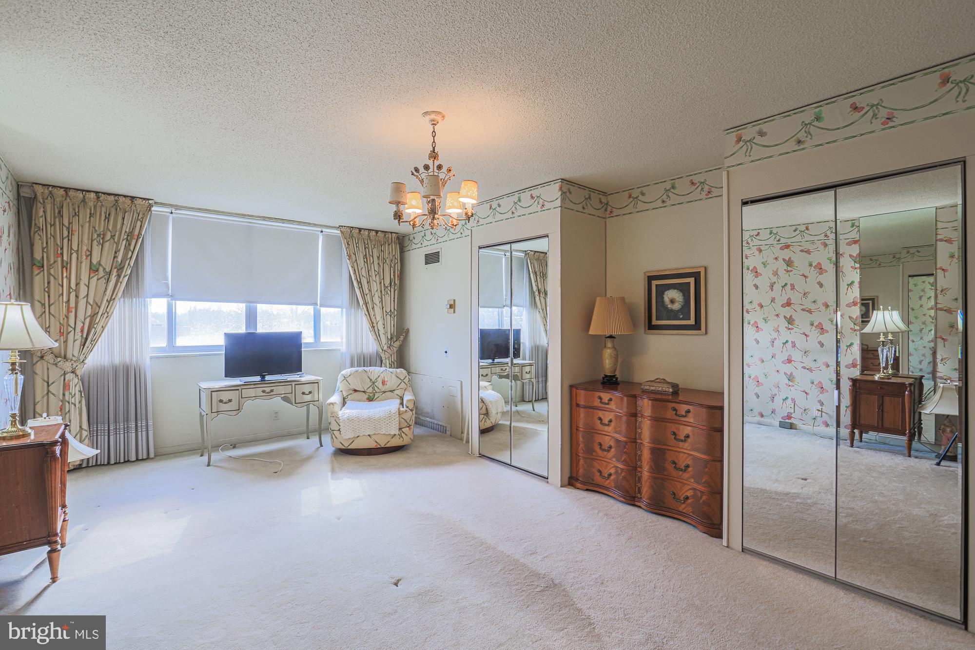 UPPER PARK HEIGHTS - Residential