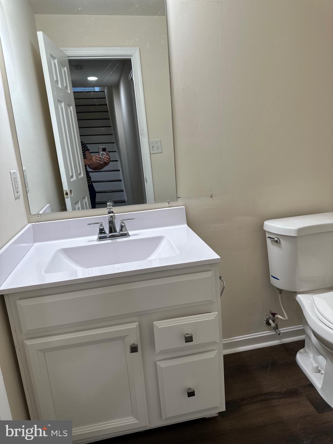 ENGLAND RUN NORTH - Residential Lease