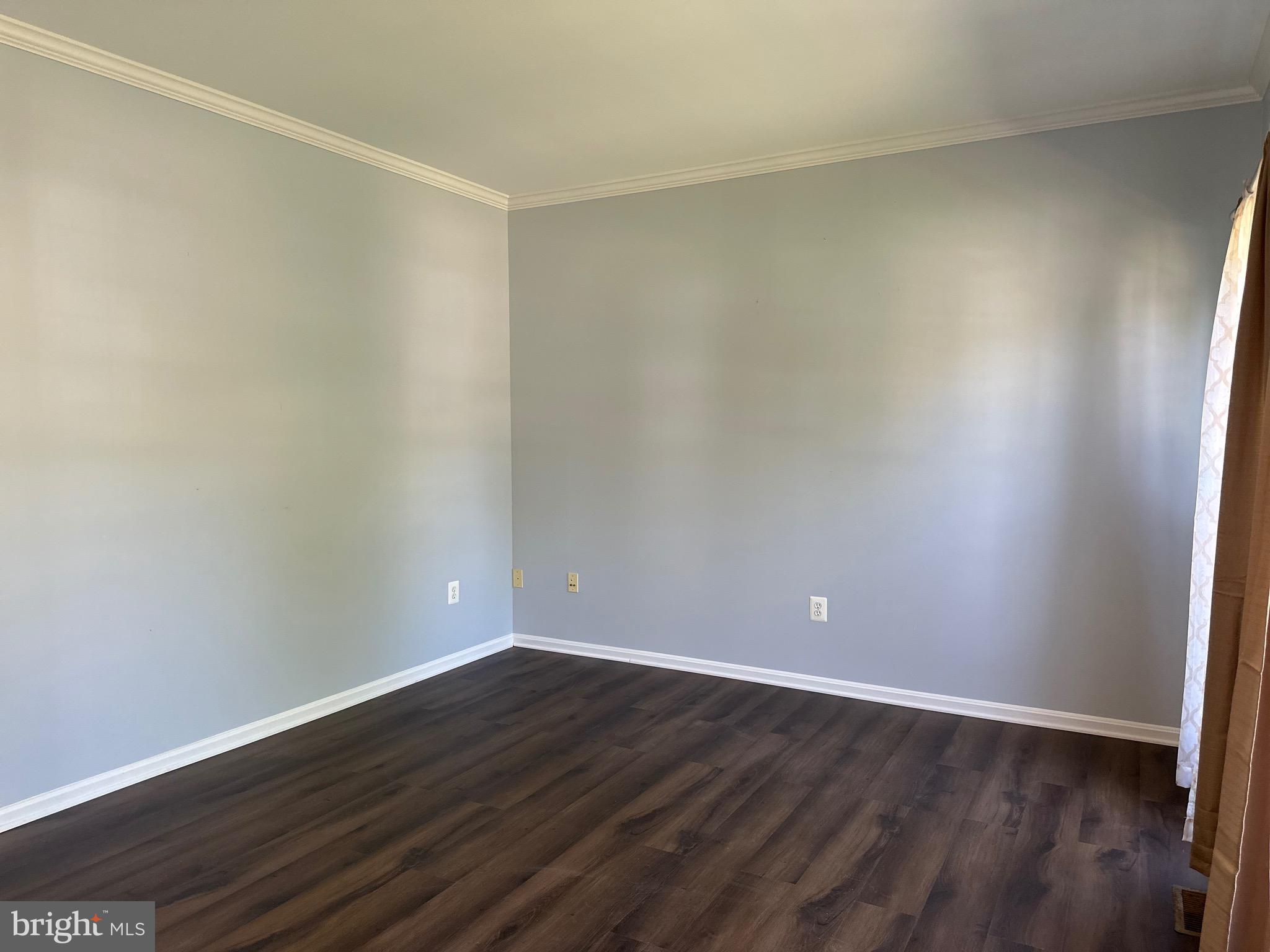 ENGLAND RUN NORTH - Residential Lease