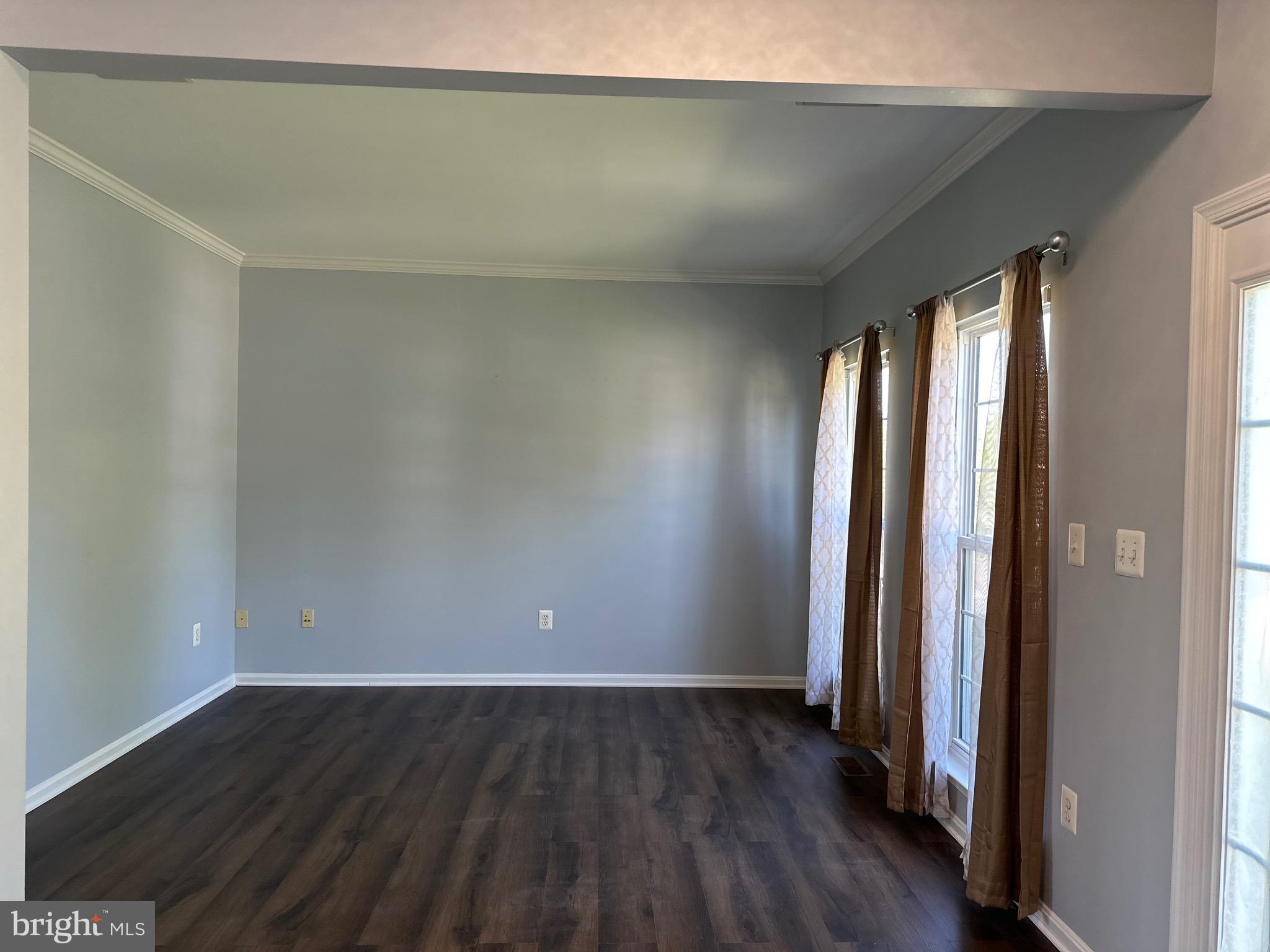 ENGLAND RUN NORTH - Residential Lease