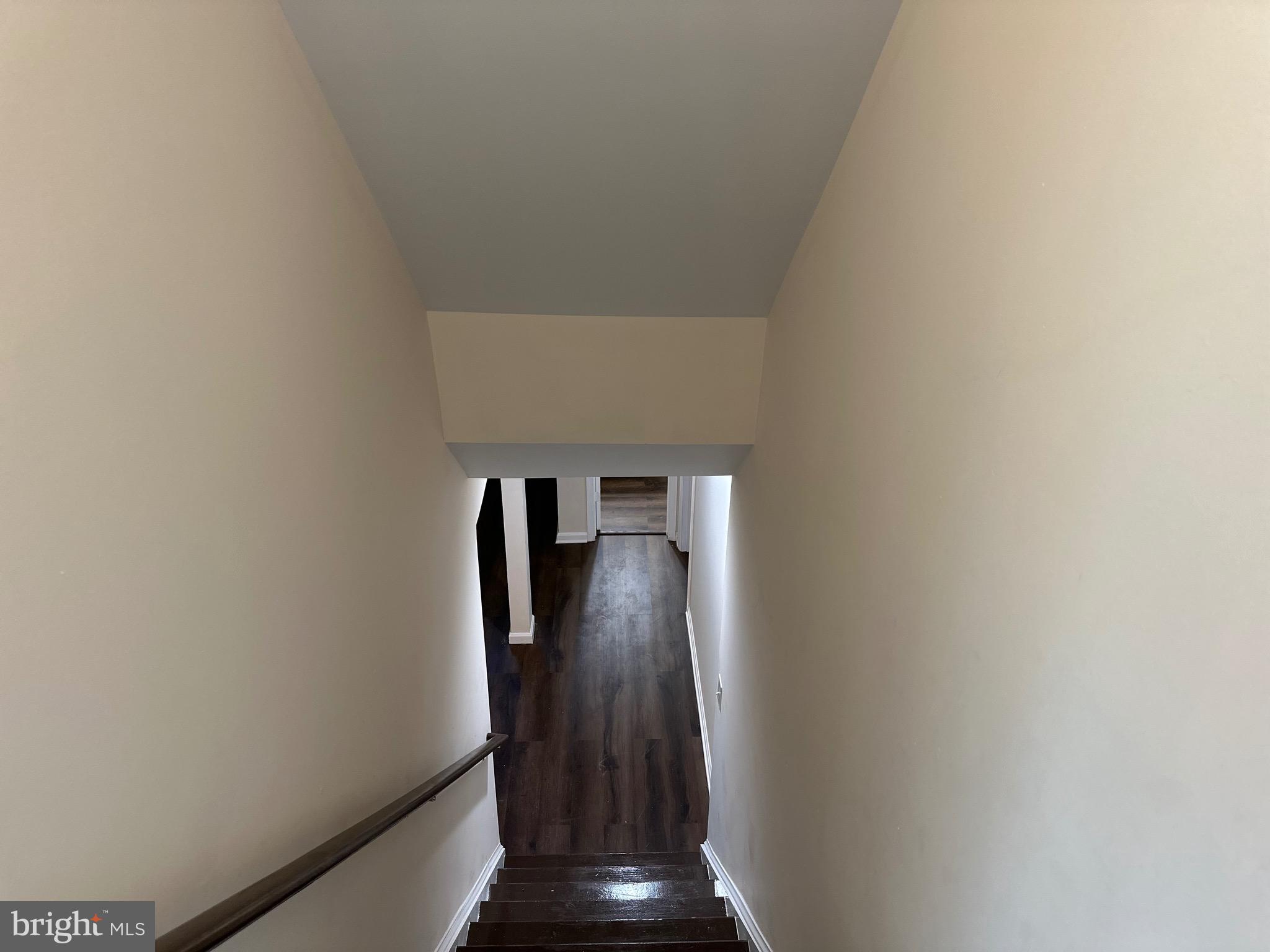 ENGLAND RUN NORTH - Residential Lease