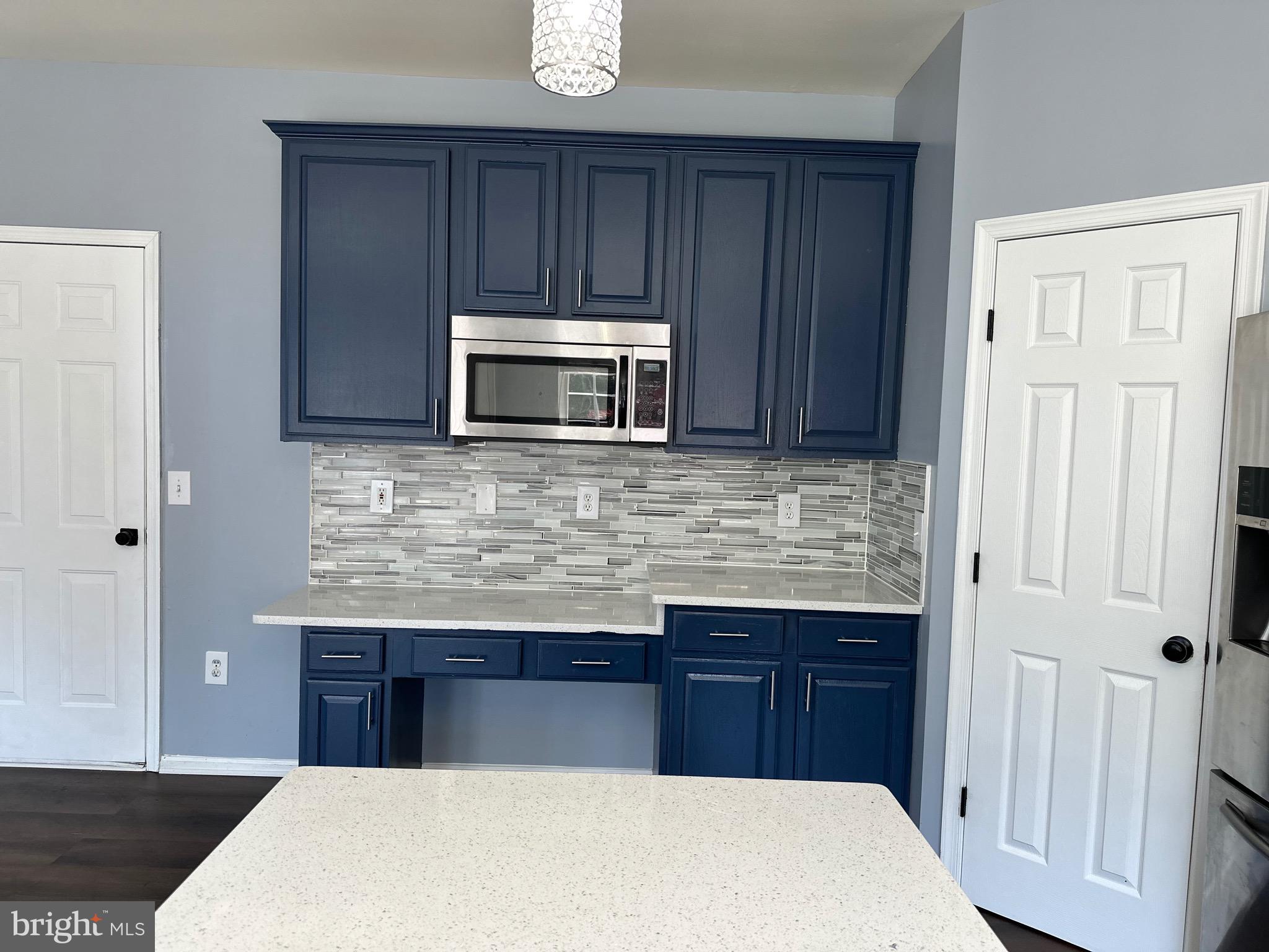 ENGLAND RUN NORTH - Residential Lease