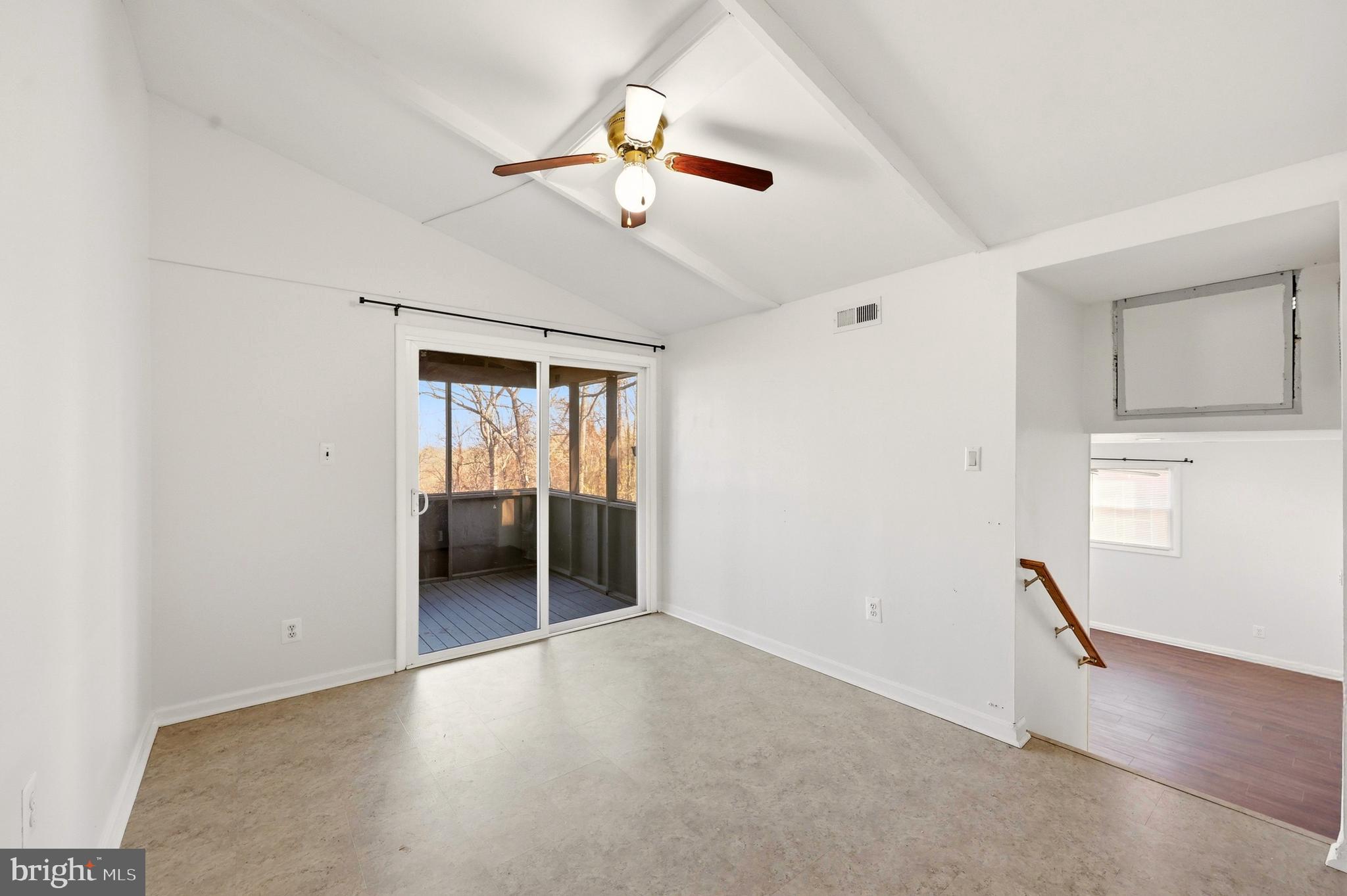 SHANNONDALE - Residential