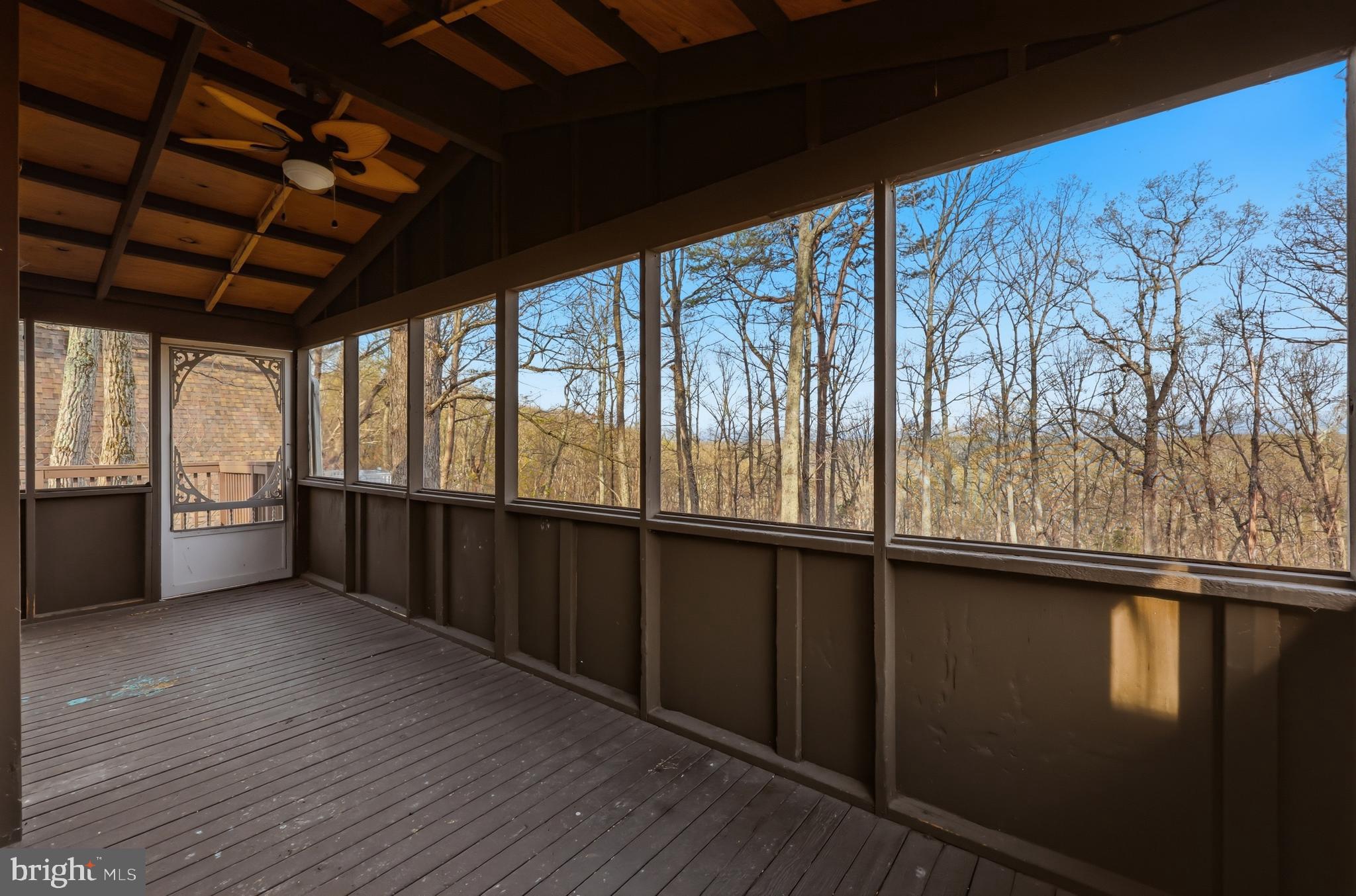 SHANNONDALE - Residential