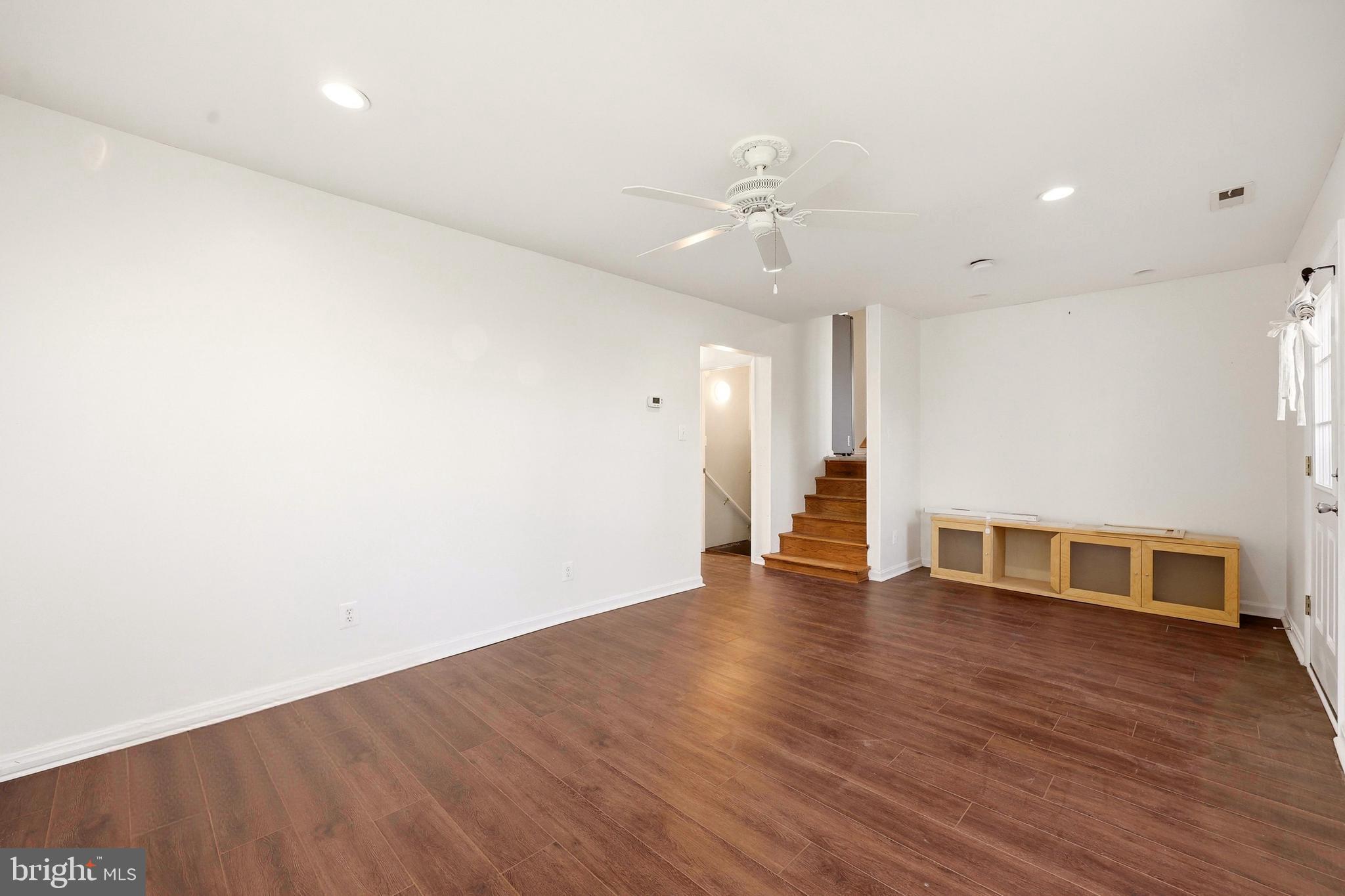 SHANNONDALE - Residential