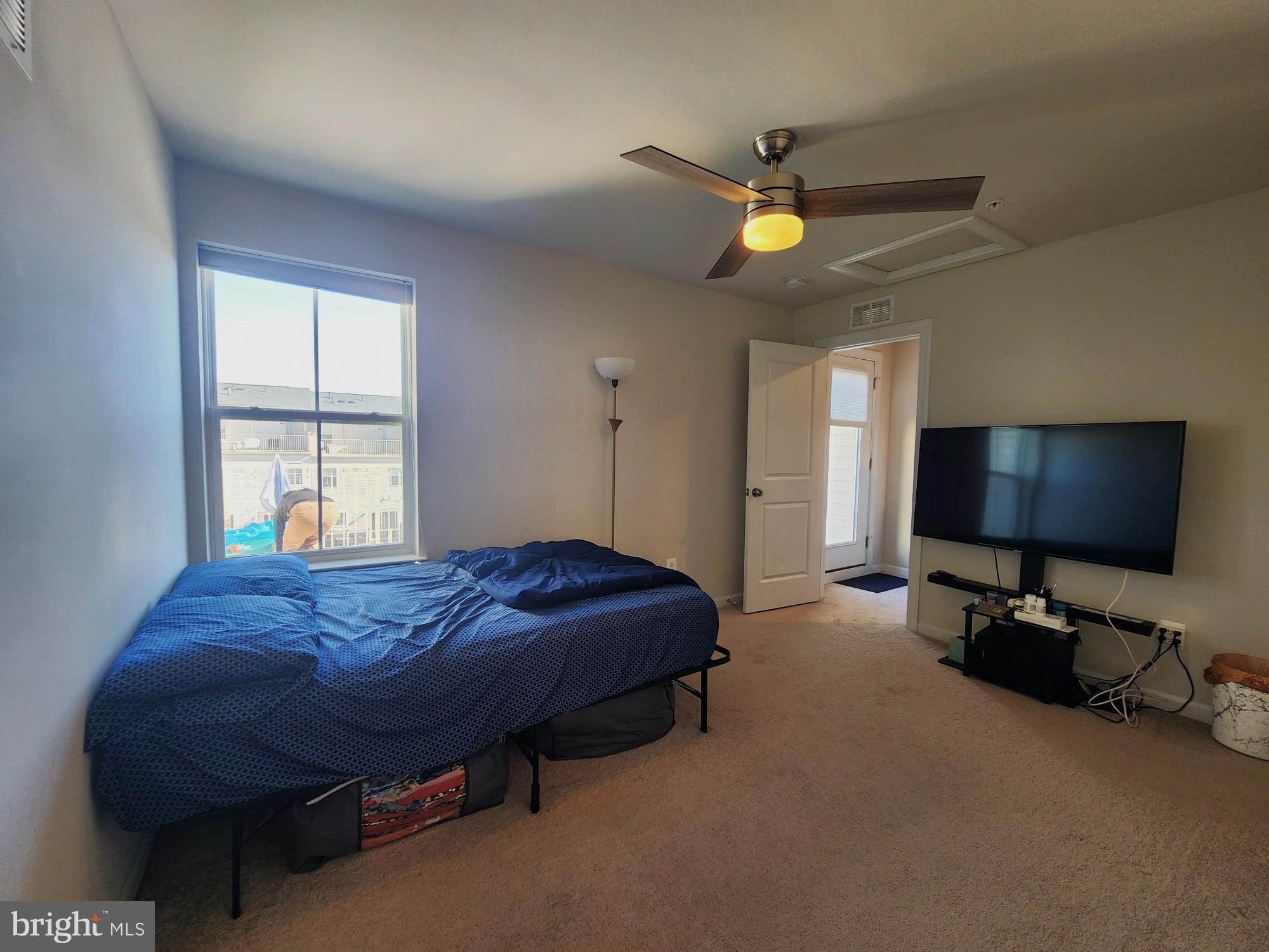 CLARKSBURG SQUARE - Residential Lease