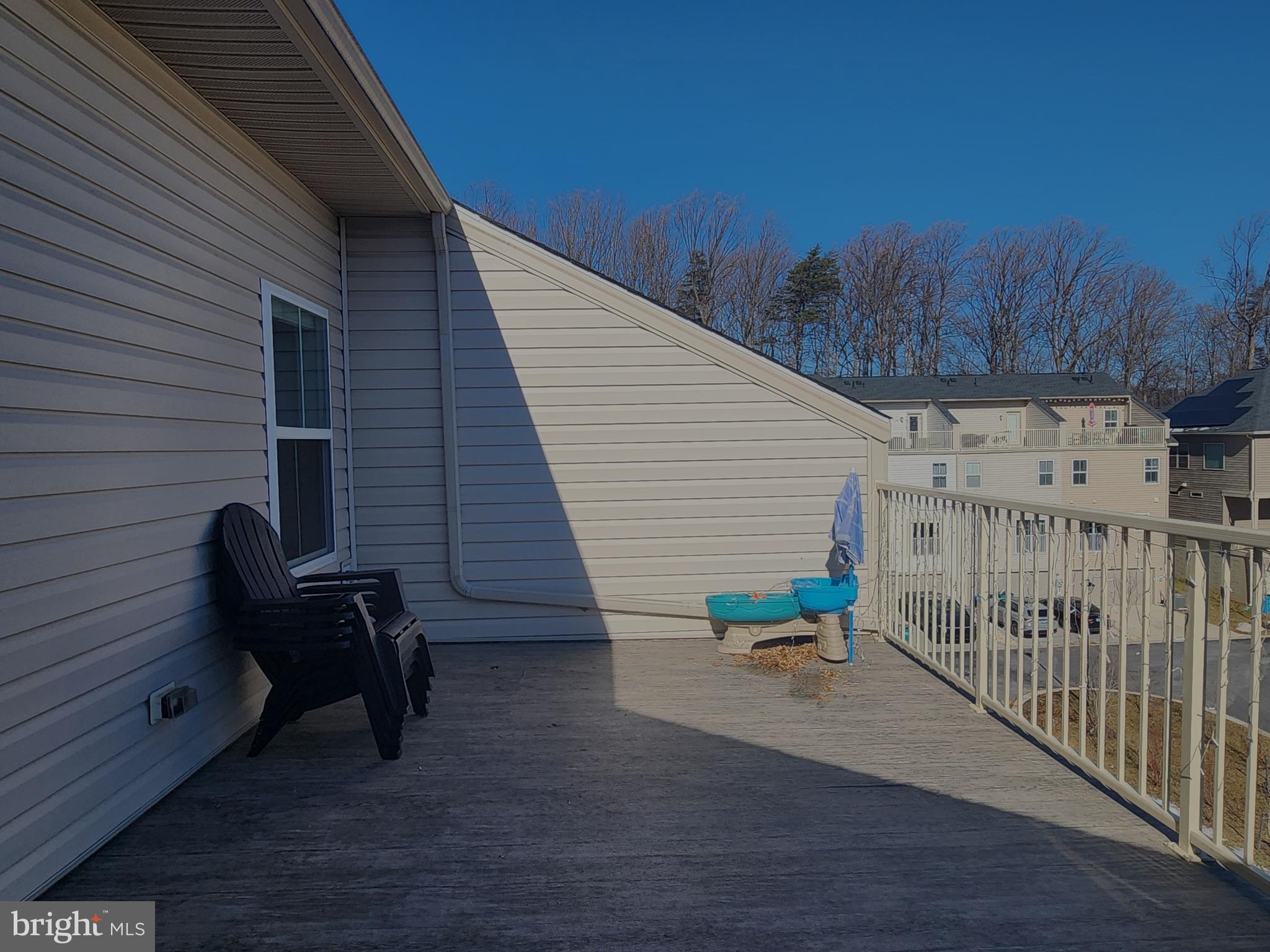 CLARKSBURG SQUARE - Residential Lease