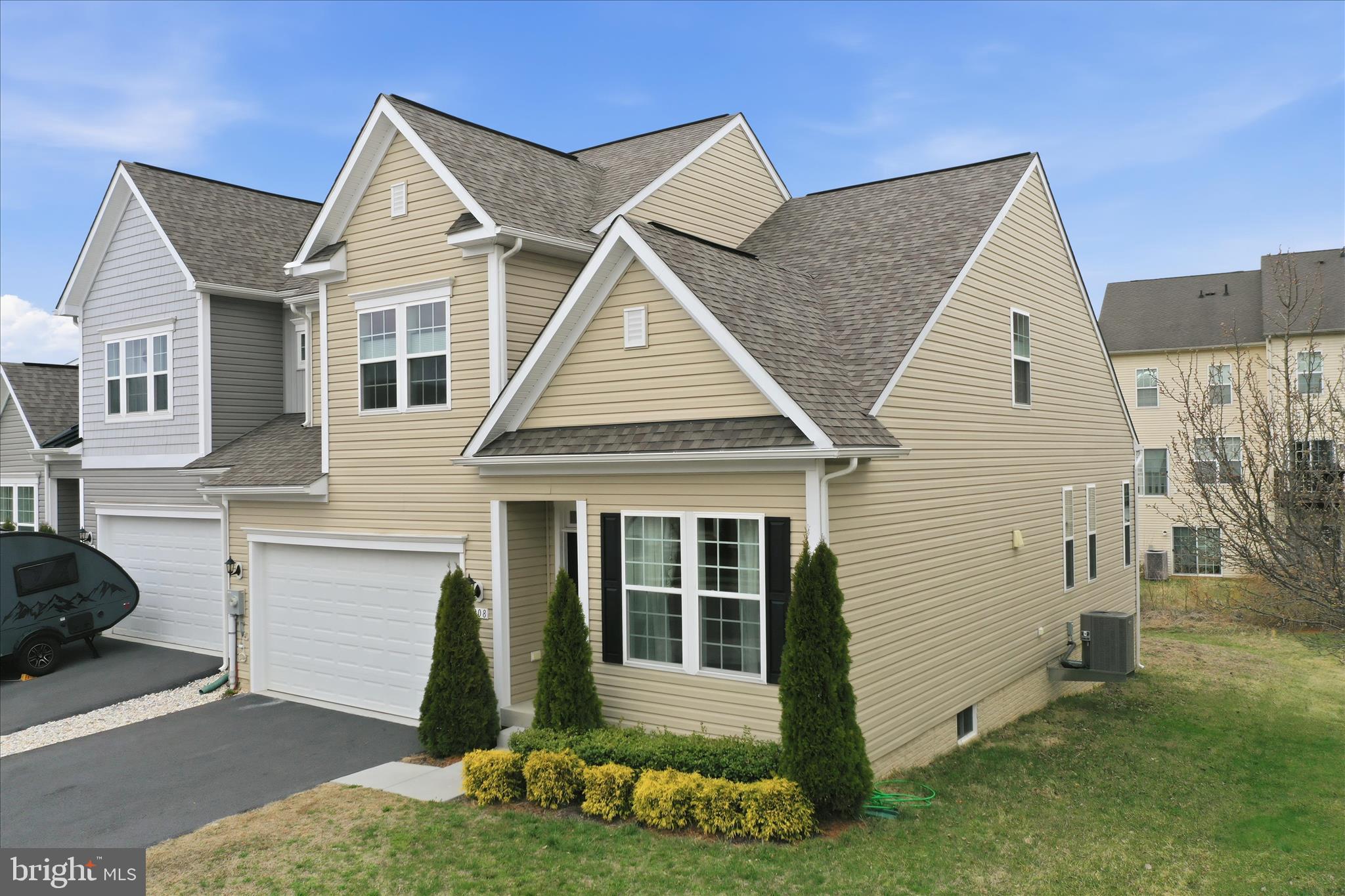 MARTINSBURG STATION - Residential